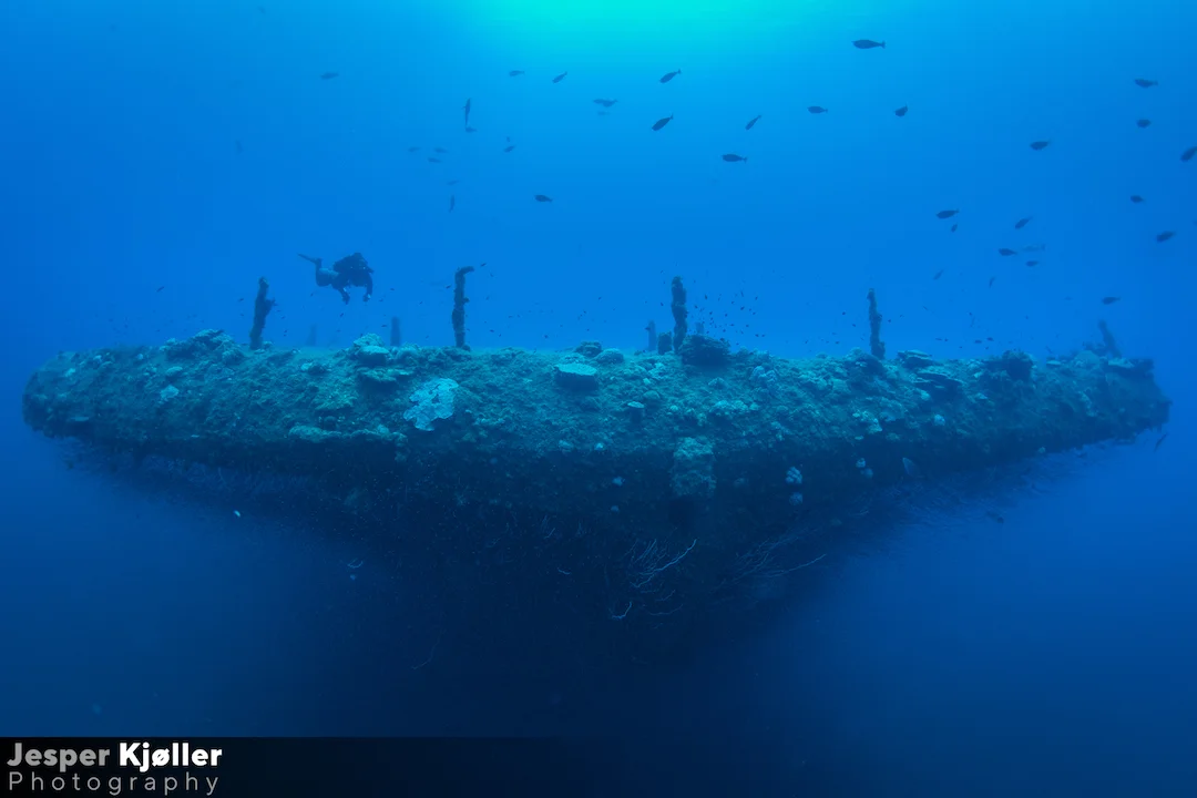 12USS Saratoga Bow Diver.jpg