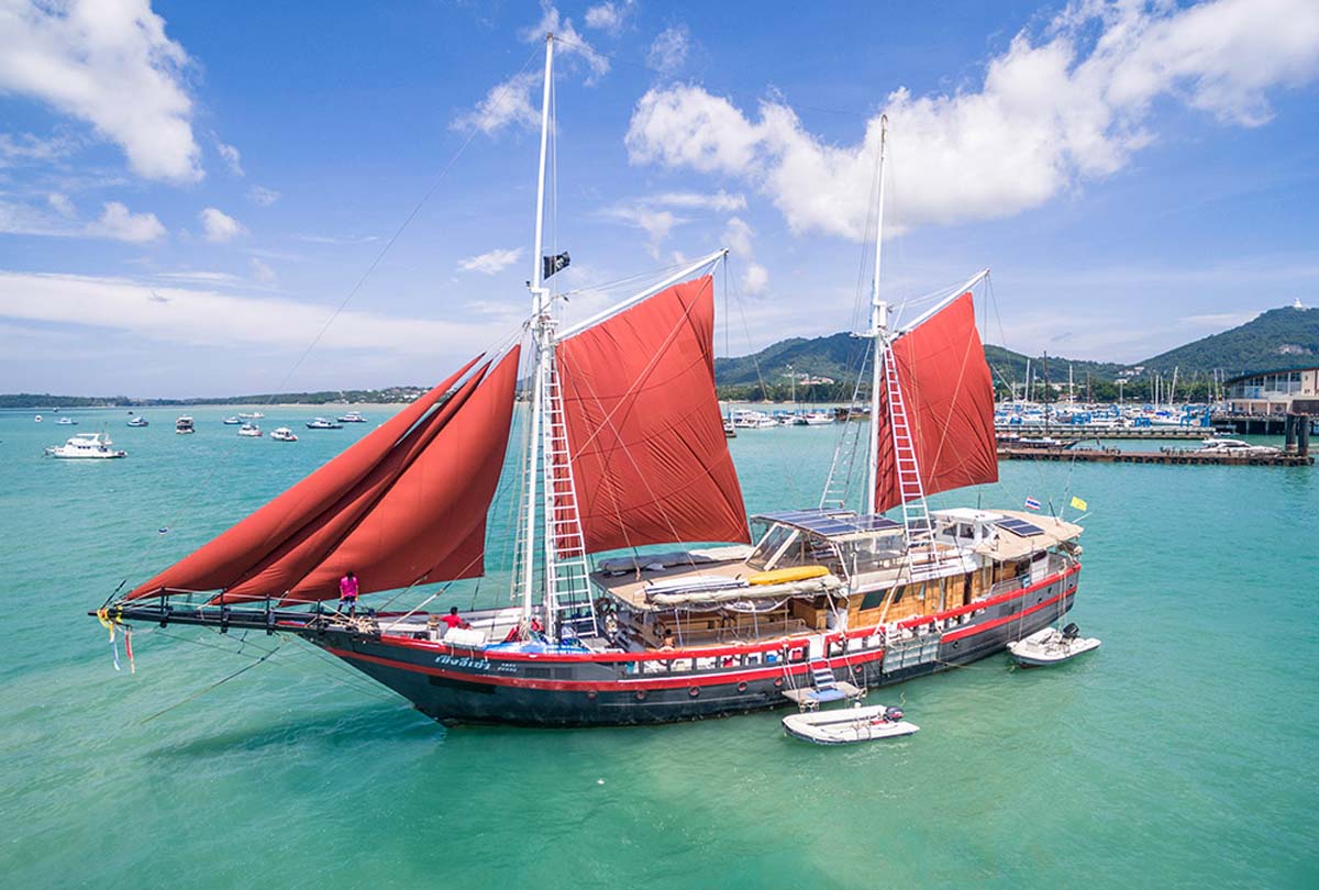 the-phinisi-liveaboard-burma-myanmar.jpg