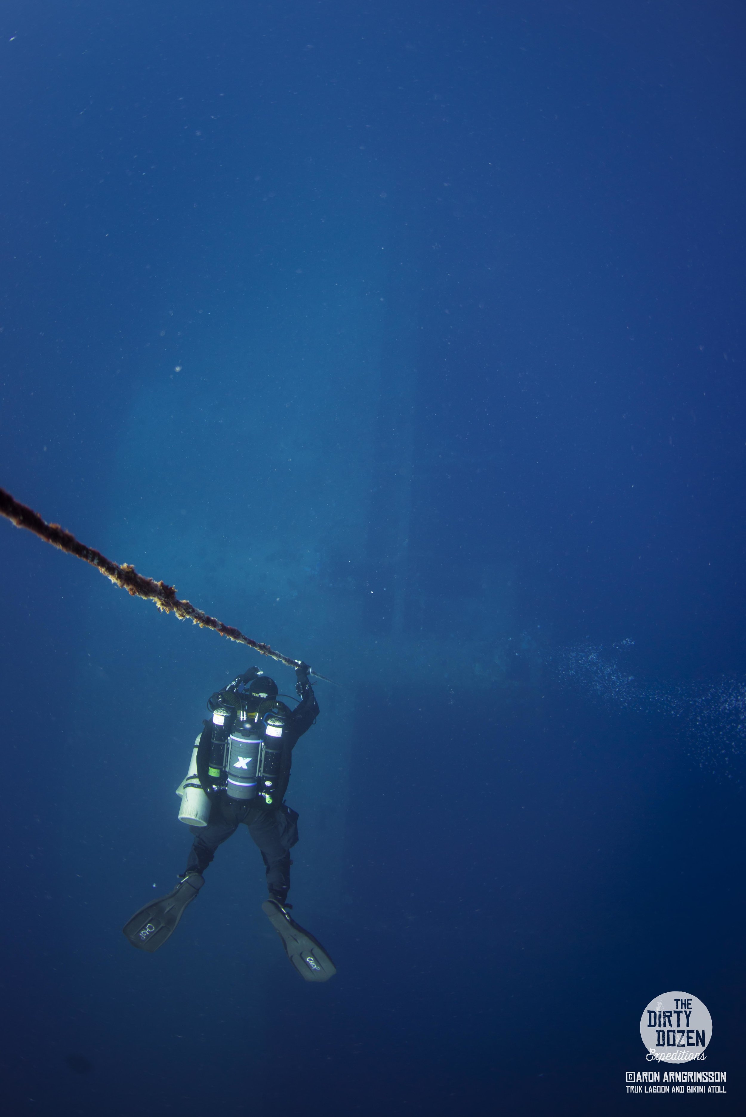 21Momokawa Maru Diver Enjoying View.jpg