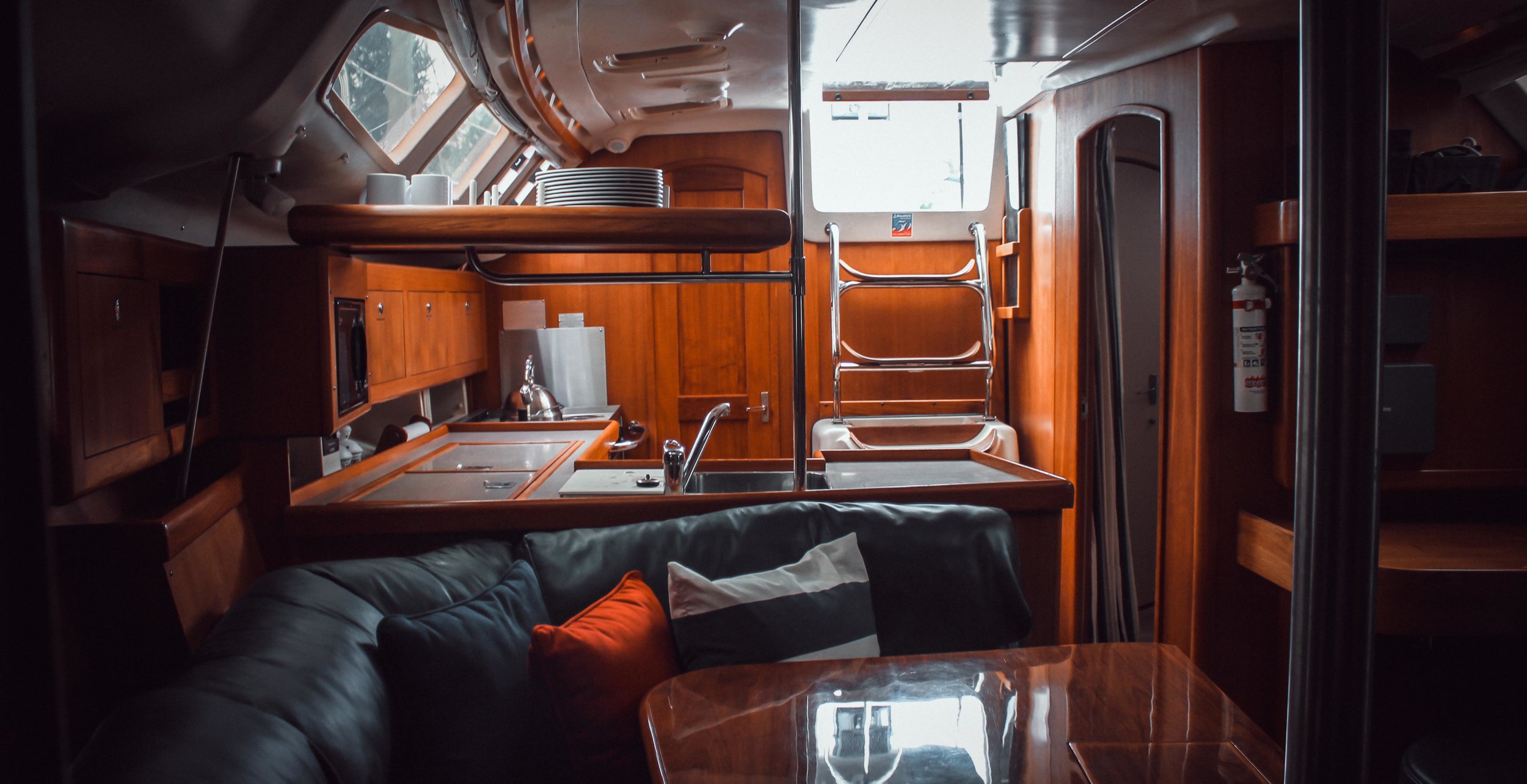 Portland Yachting Adventures Interior 11.jpg