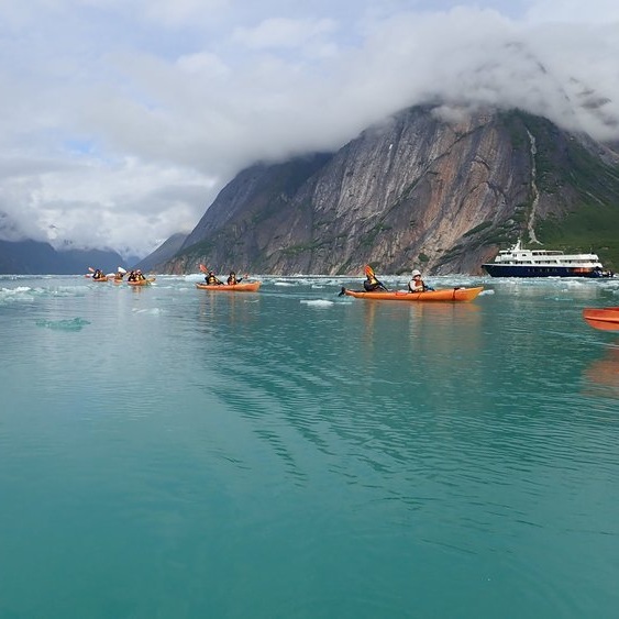 Testimonial_Travel_Alaska_Kayak_2.jpg