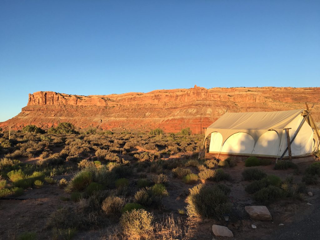 moab-utah-glam-camp-retreat-truewellbeing.jpg