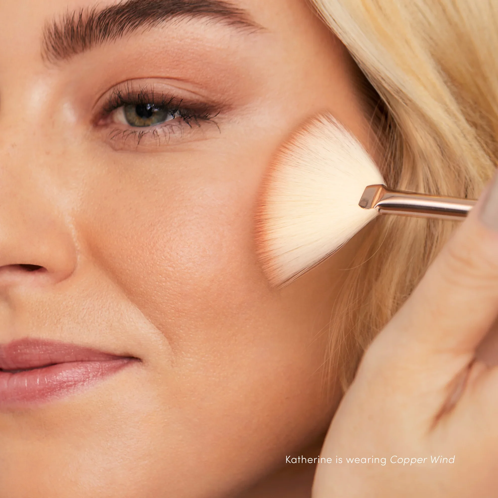PurePressedBlush_ModelApplication_PDP.psd-02_0a25c691-d610-4dbb-855a-cf5d87569594_2000x.webp