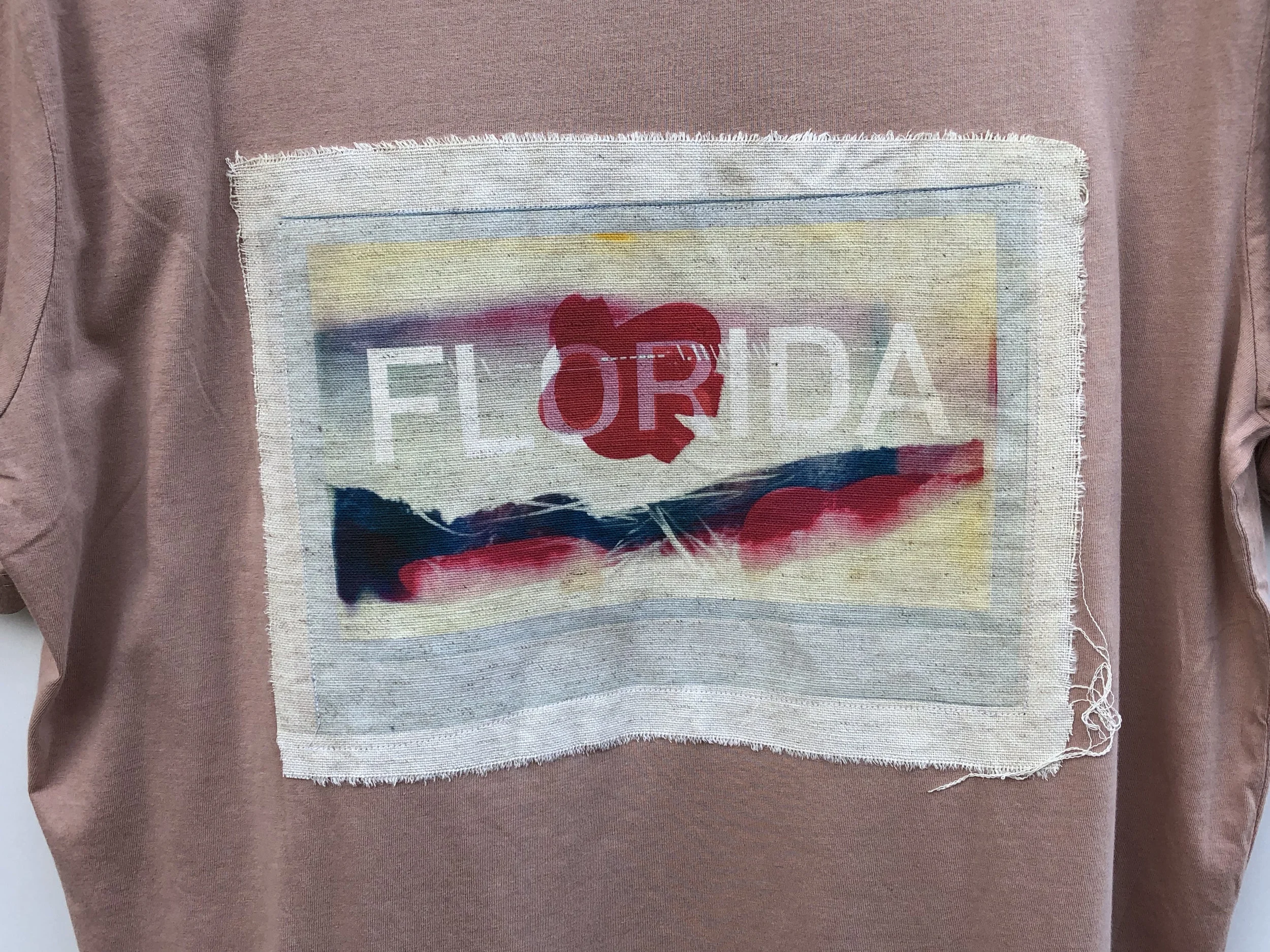 3Lefts-Florida-Tshirt-E-detail.jpg