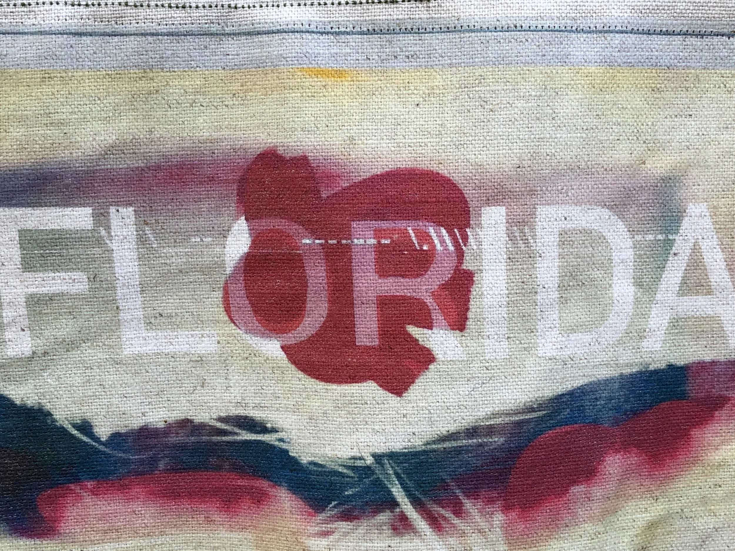 3Lefts-Florida-Tshirt-G-detail.jpg