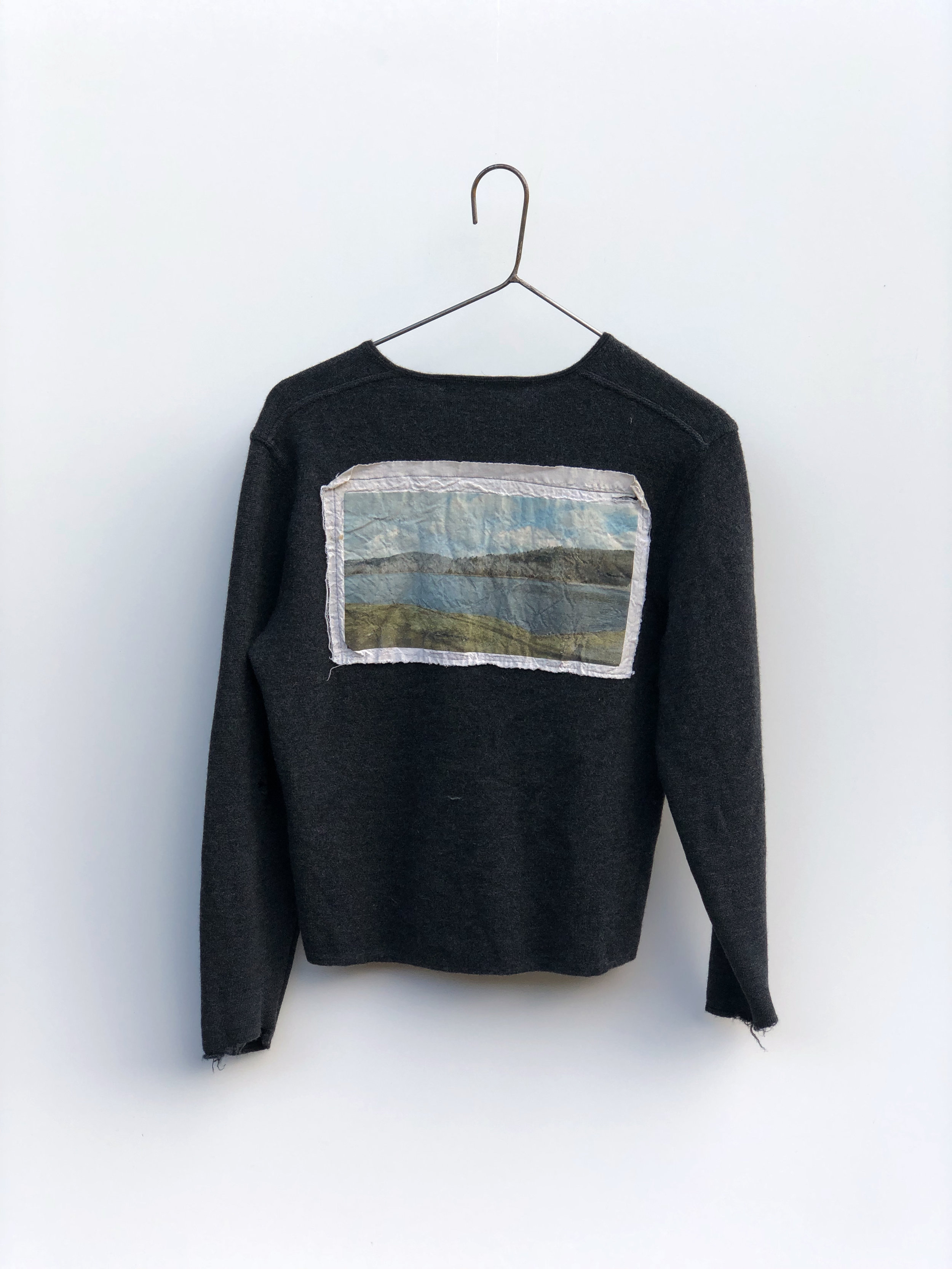 3Lefts-sweater-old-worn-landscape-back.jpg