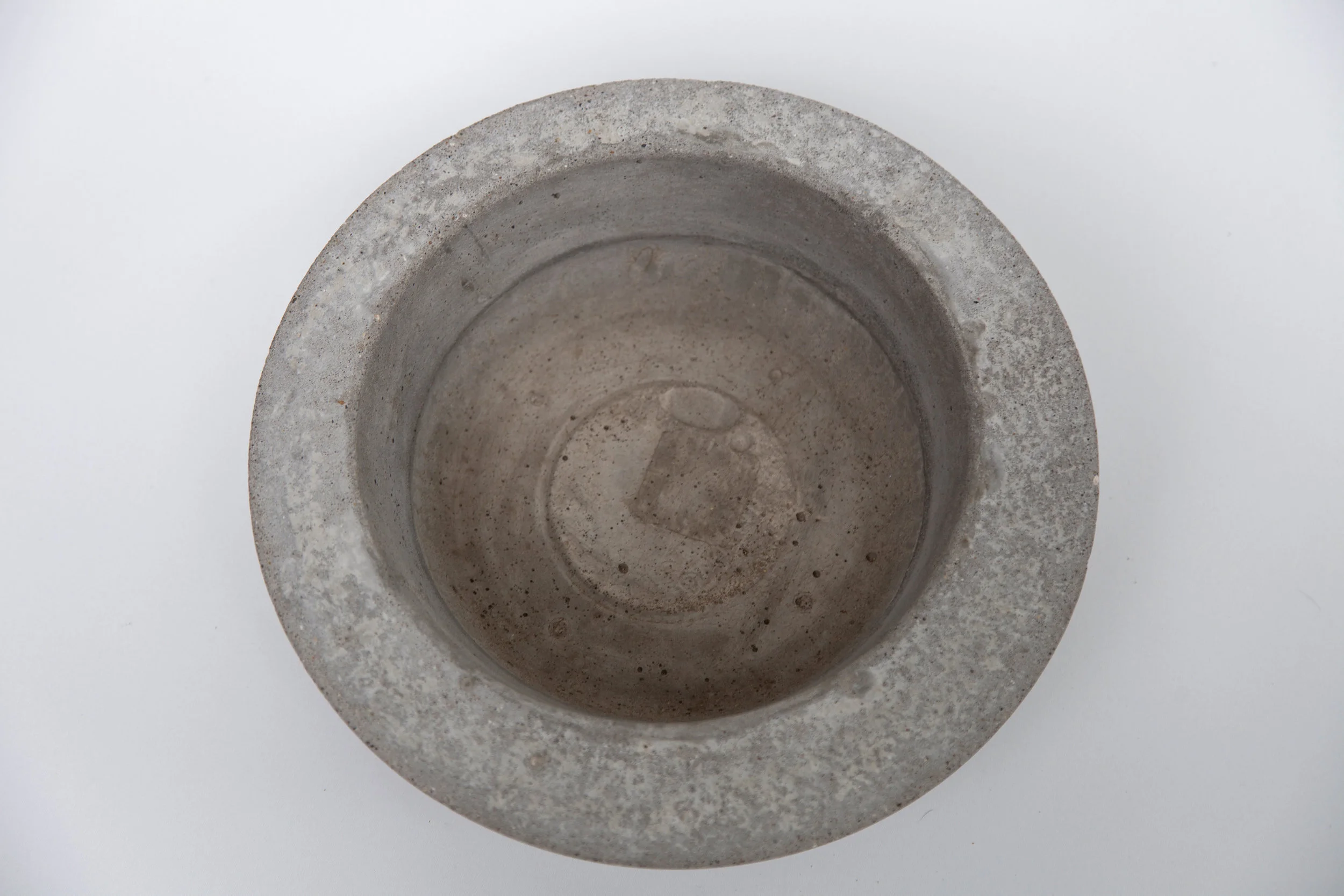 3Lefts moon bowl no.01_4941-1.jpg