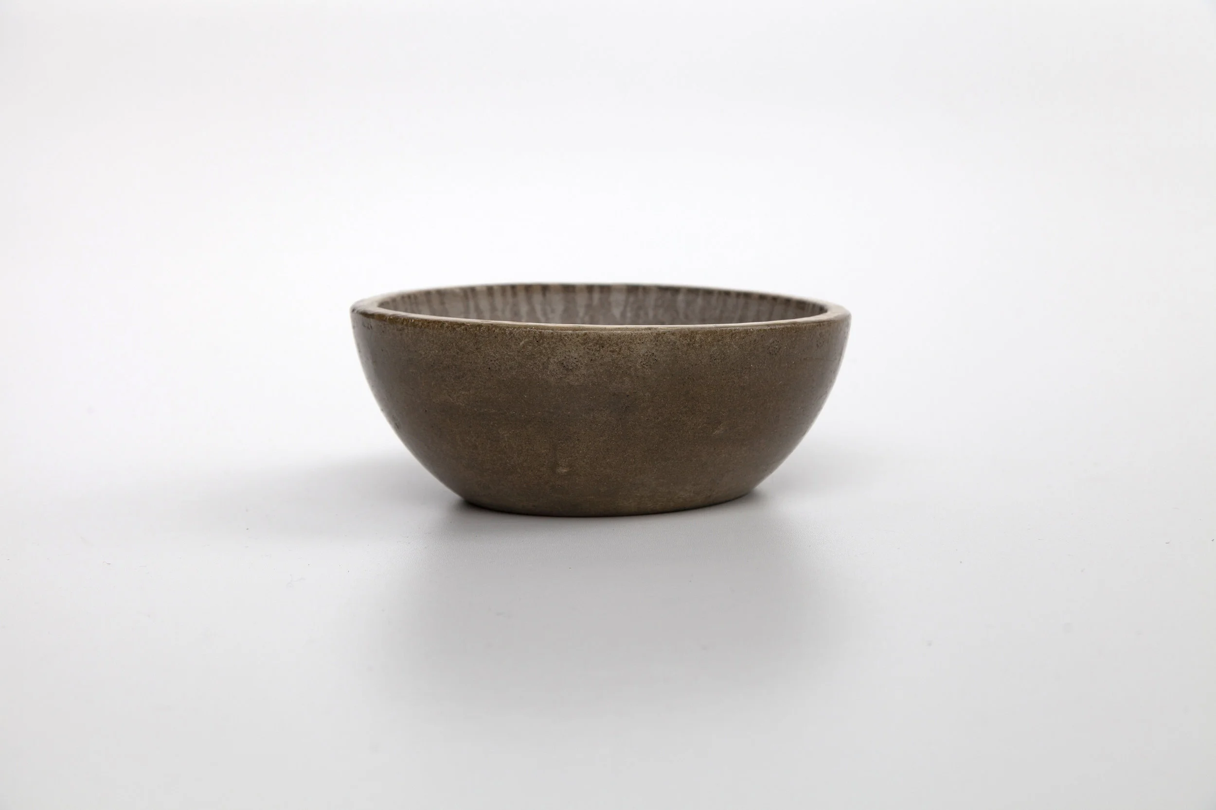 3Lefts moon bowl no.06_4909-1.jpg