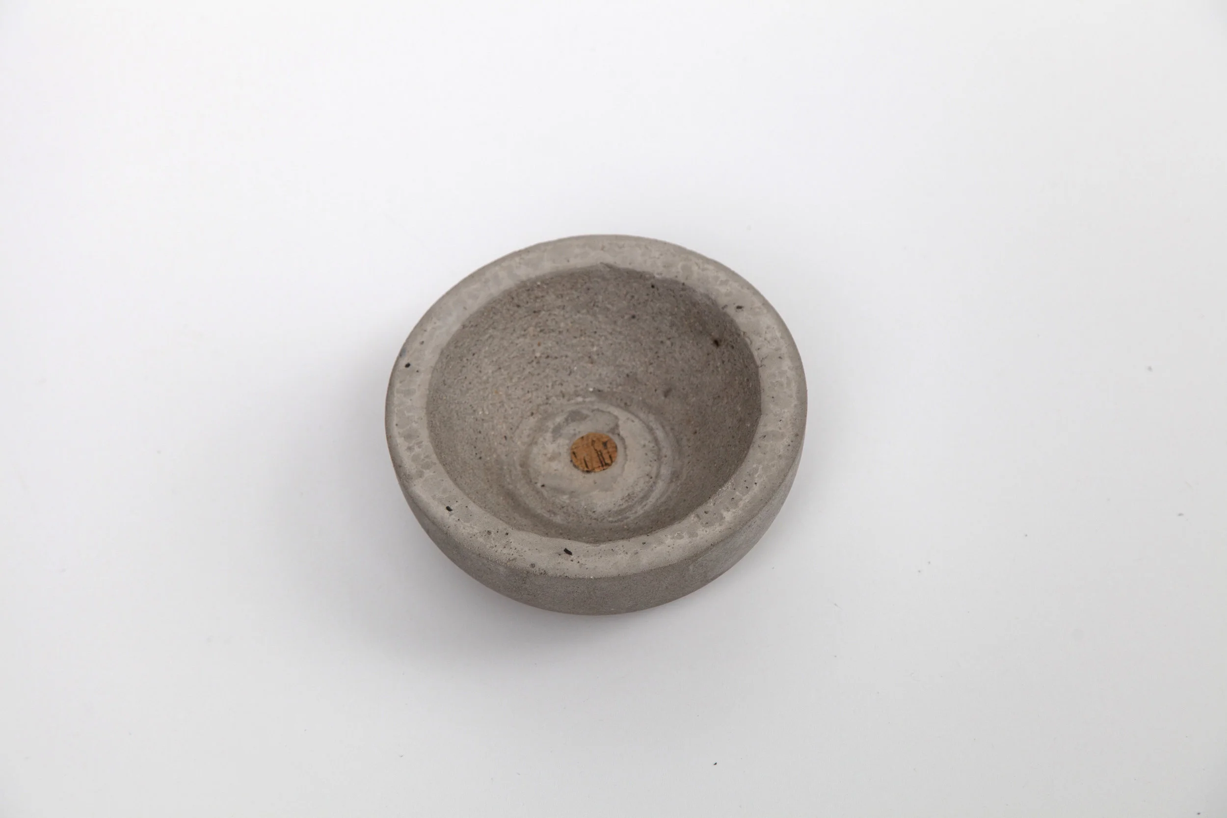 3Lefts moon bowl no.07_4899-1.jpg