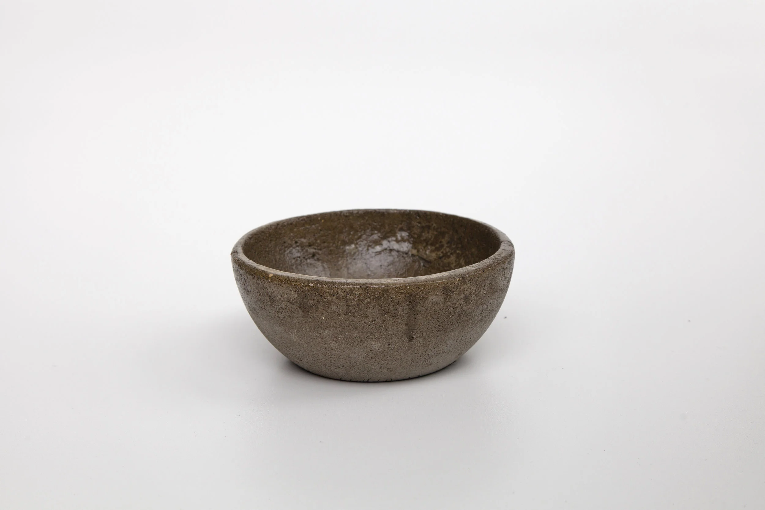 3Lefts moon bowl no.08_4893_1.jpg