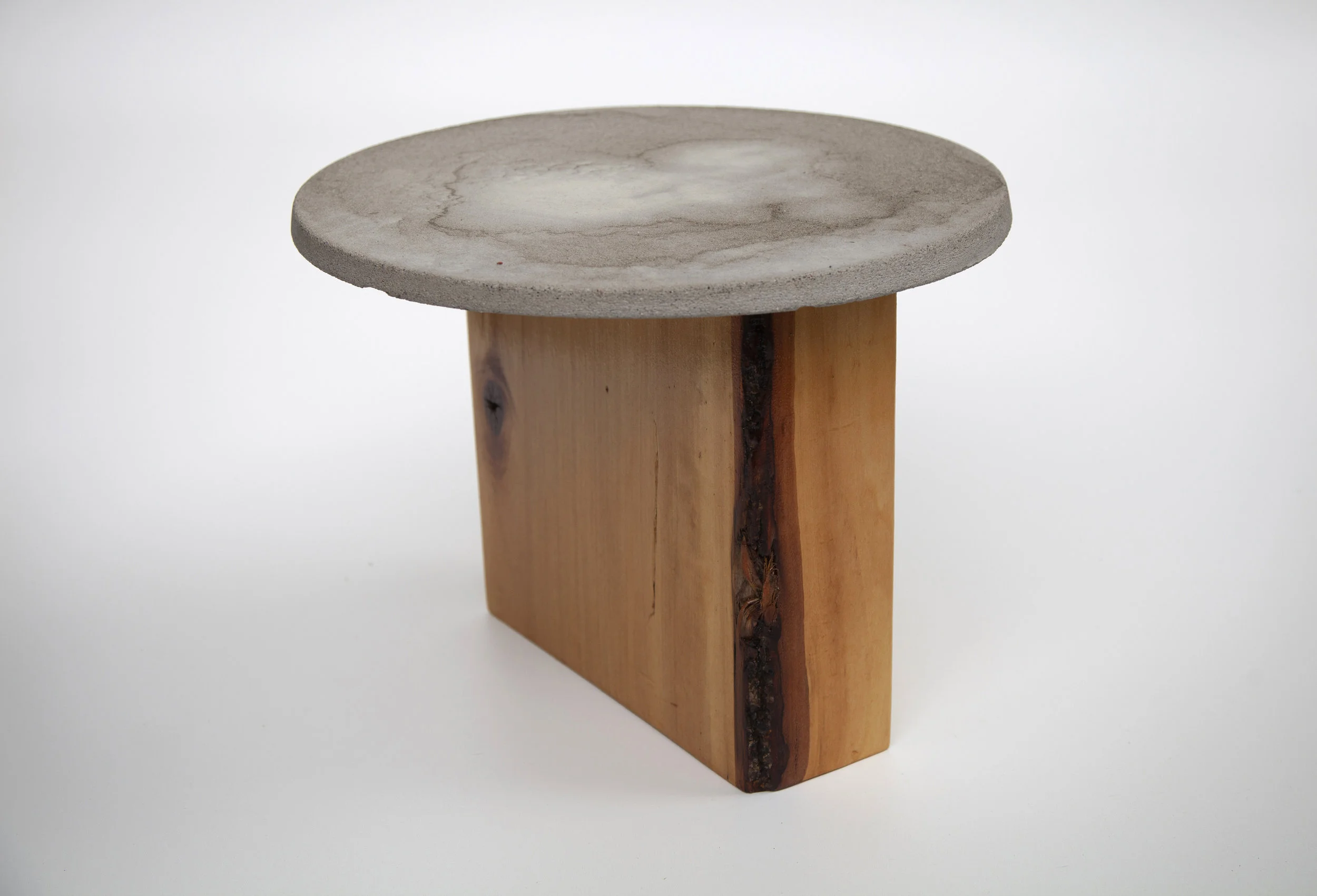 3Lefts basswood_pizza_stand_4848-1.jpg