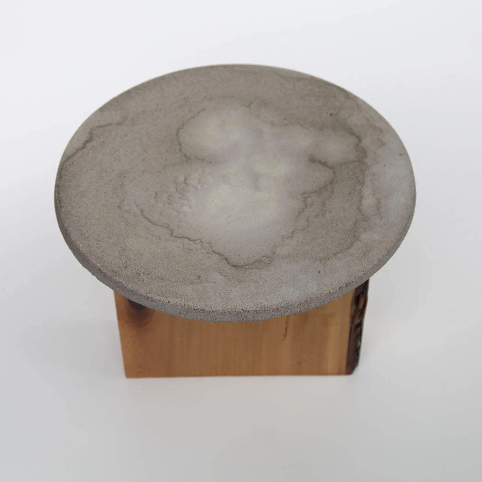 3Lefts basswood_pizza_stand_4850-1.jpg