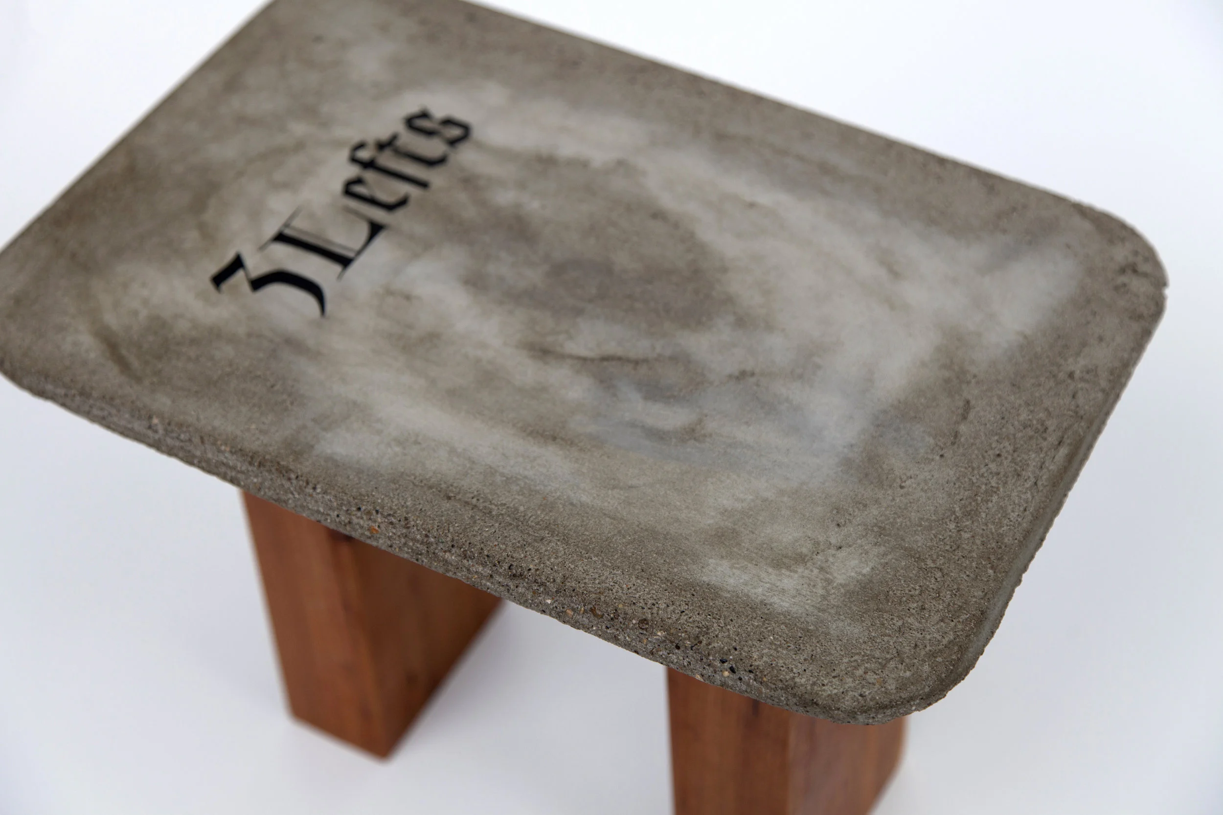 3Lefts riverfawn_logo_tablet_stand_4832-1.jpg