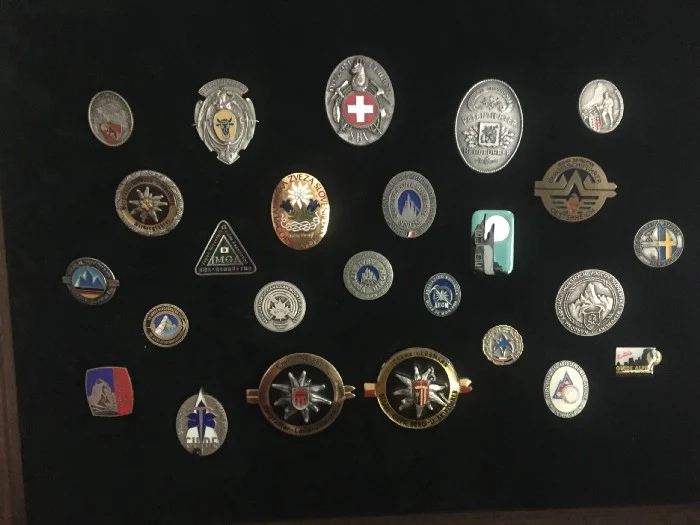 A Note on Mountain Guide Pins