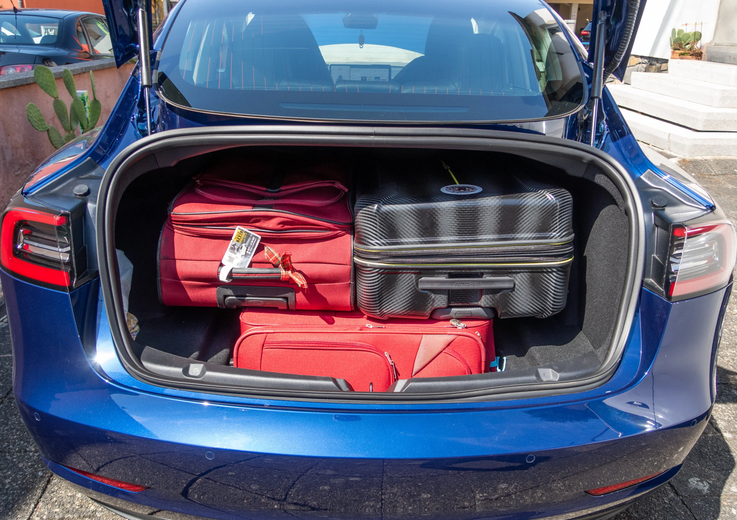 Autos Tesla Taxi