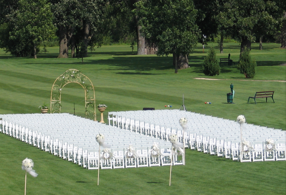 wedding-2-chair-lineup.png