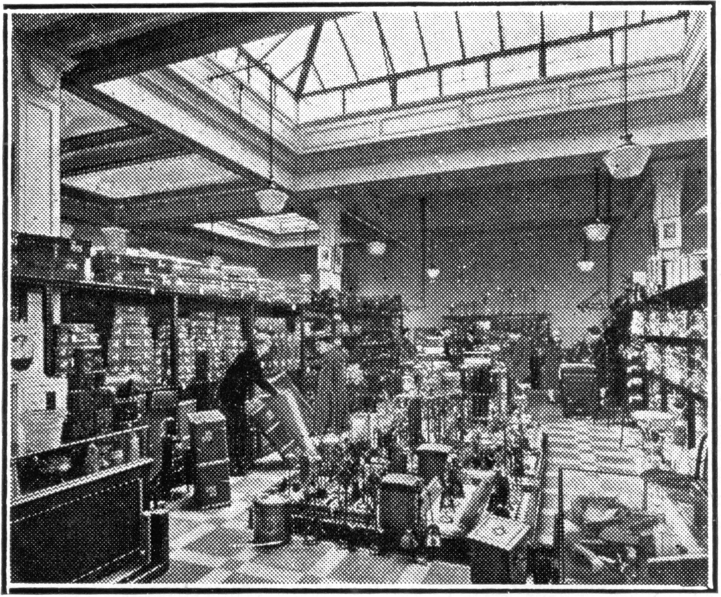 HistoricPhotoInterior_02-min.jpg