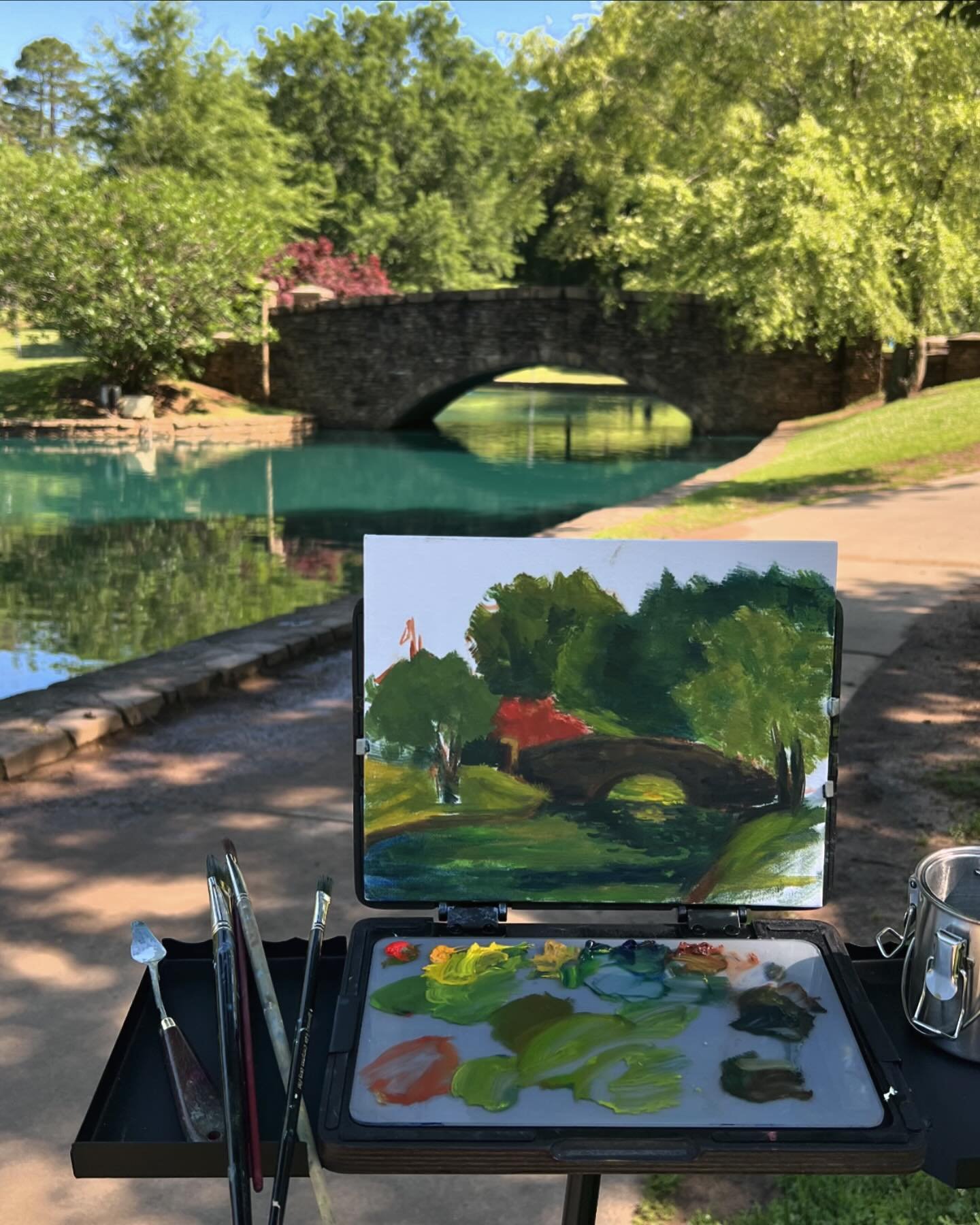 Beautiful day for Plein Air painting in Freedom Park.  Thank you to @jeancauthen and @tspilart for setting it up! 

I forgot to bring a tube of white so had to use the paints without any way to lighten the colors beyond light yellow.  It was an inter