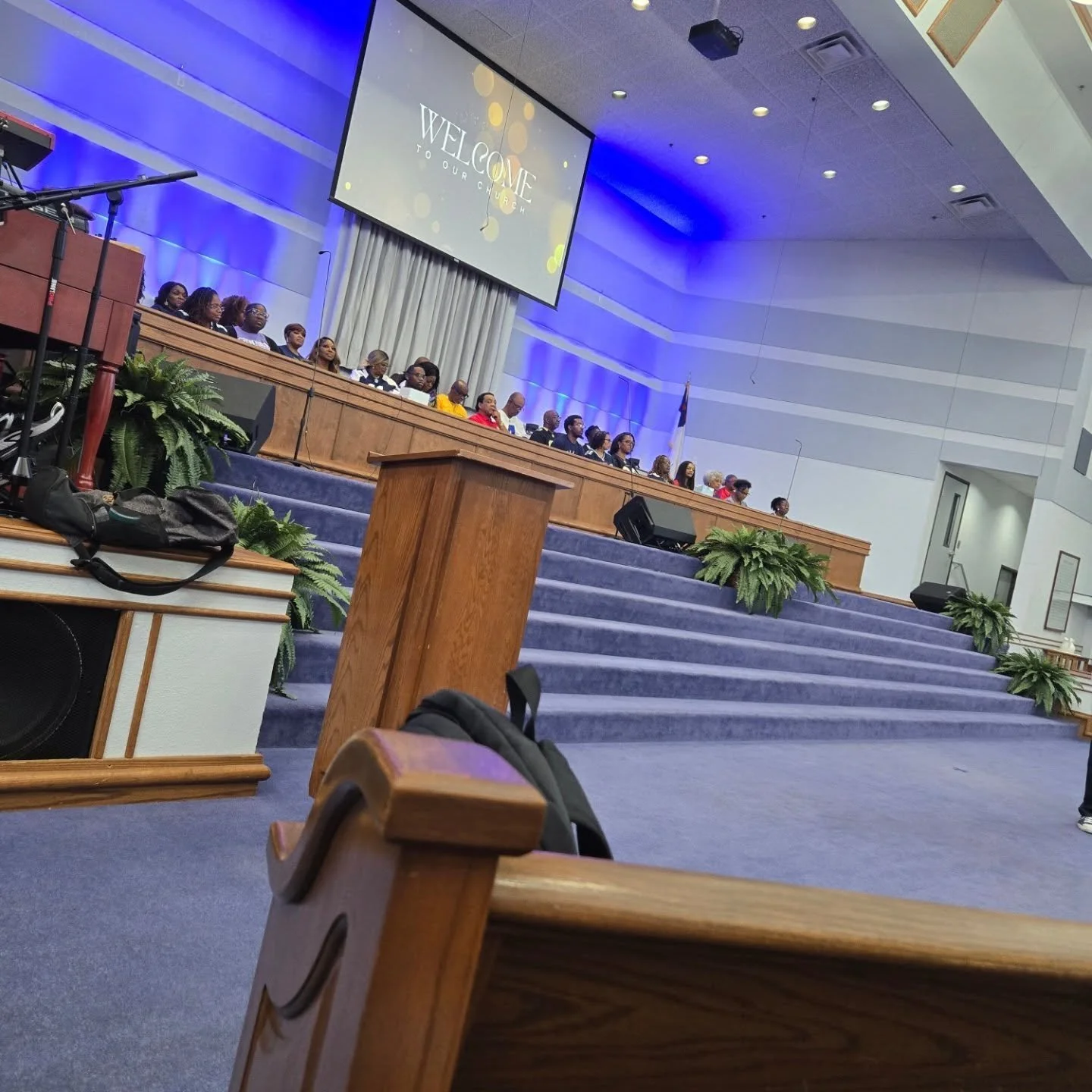 So grateful for the opportunity to serve at Carver Park Baptist Church this weekend for their choir workshop! 

 Listen&hellip; that choir can SANG! Thank you to Pastor Gaylon Foreman and my friend Norman Jones for the invite. What a powerful time of