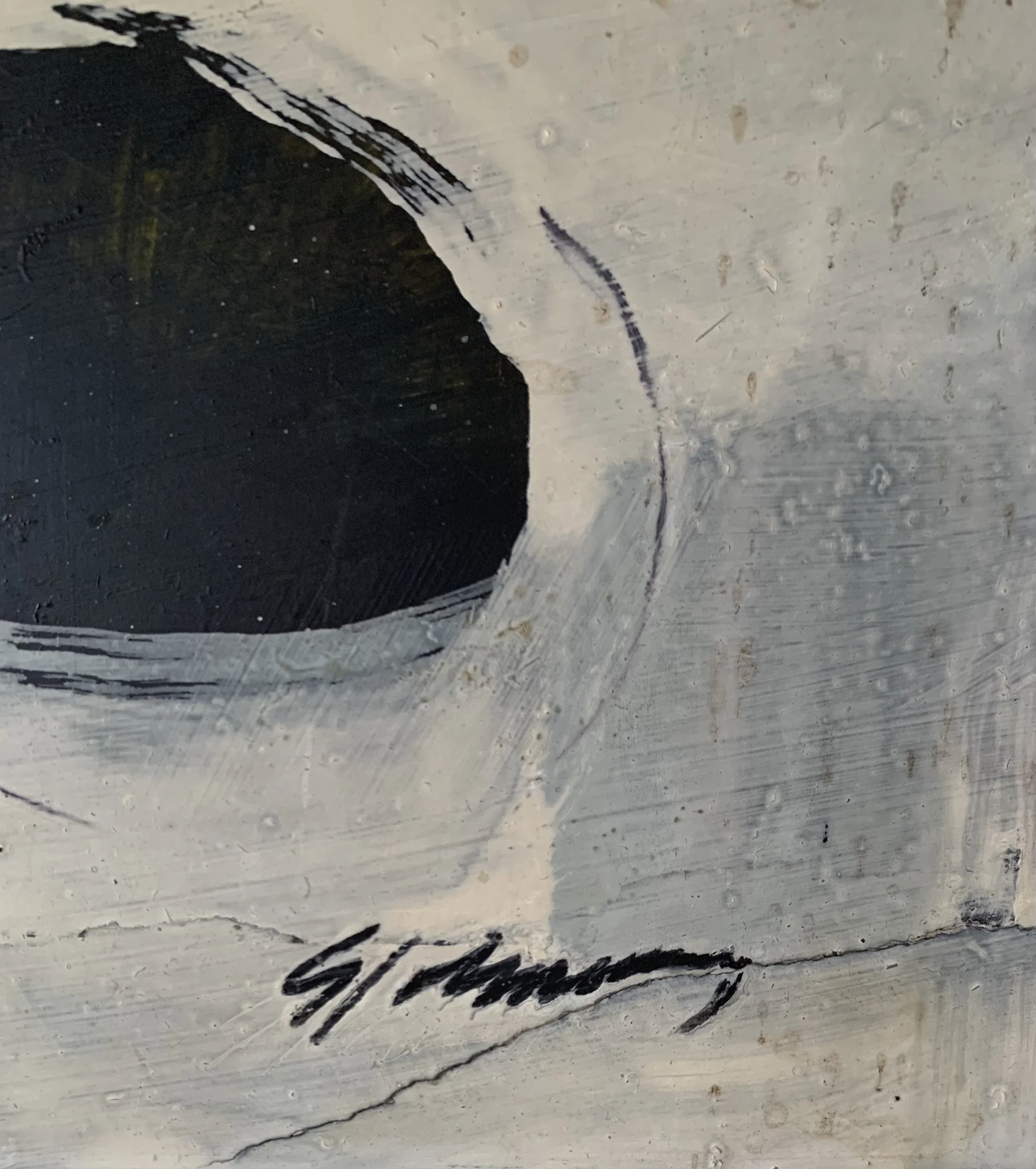 VE-052 Signature.jpg