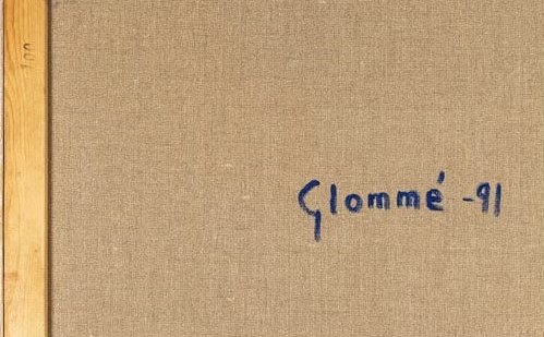 VM-010 Signature.jpg