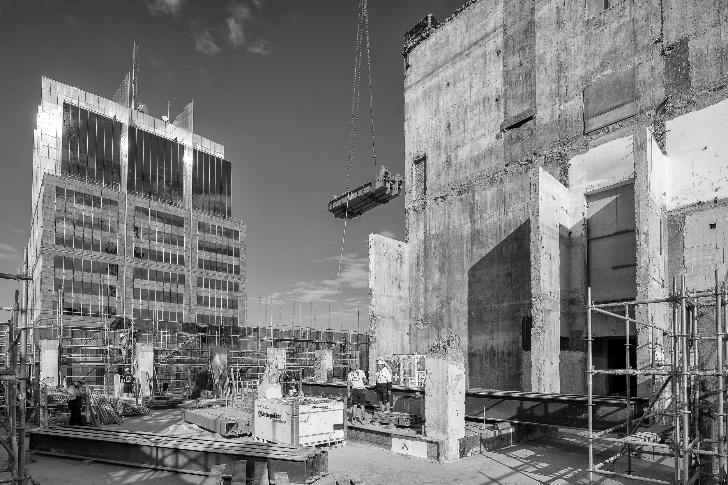 190523_Quay Quarter Tower_006_High_B&W.jpg