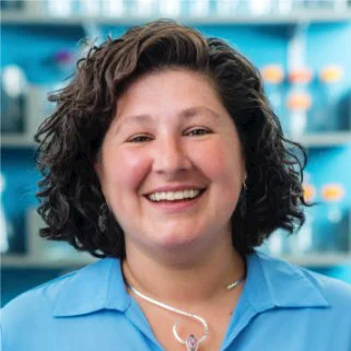 Noel Peters; Business Analyst at Foundation Medicine, breast cancer patient advocate (LinkedIn)