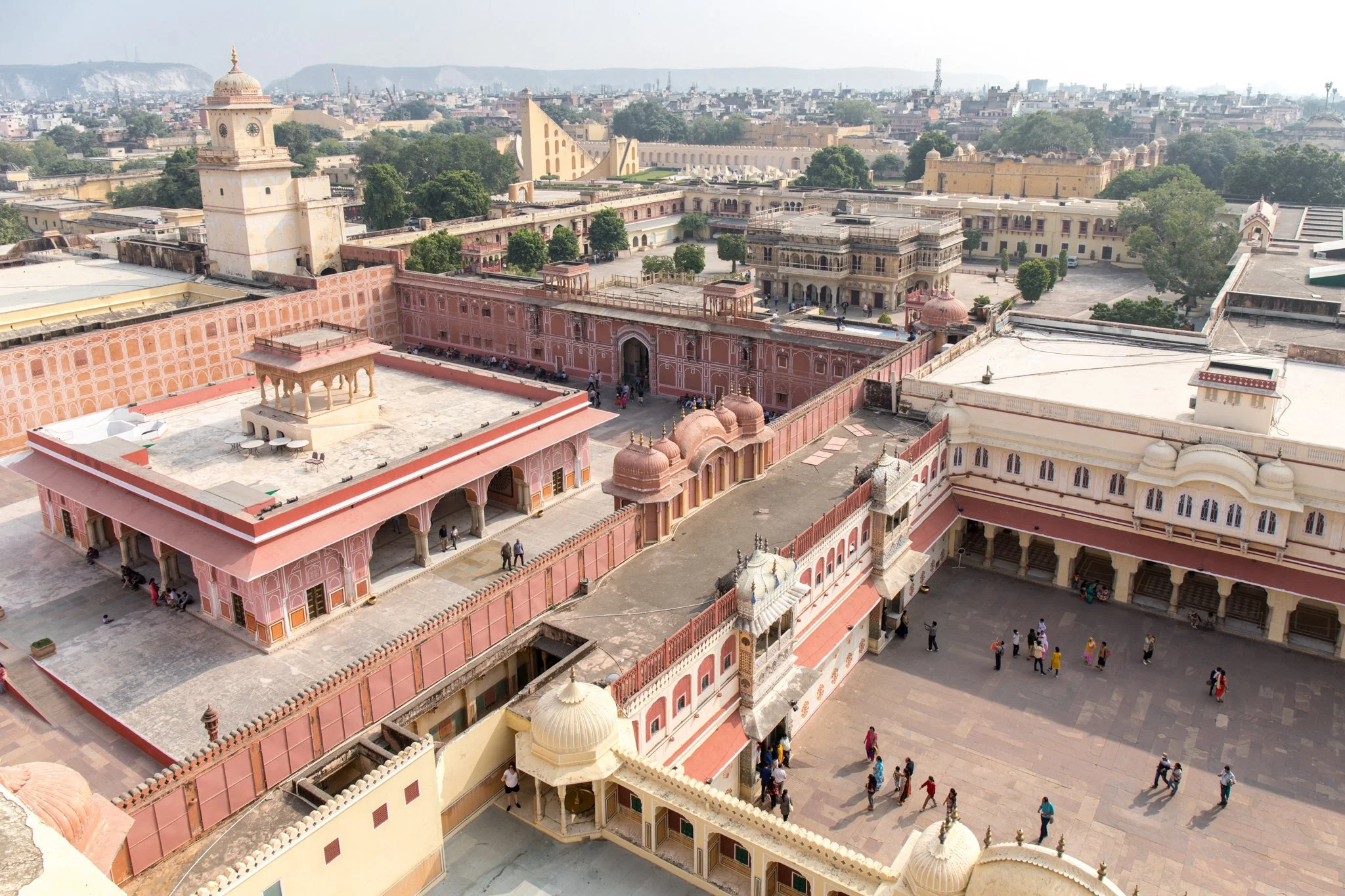 Bird's eye view of the Diwan-i-Khas (left) and the inner courtyard (right)