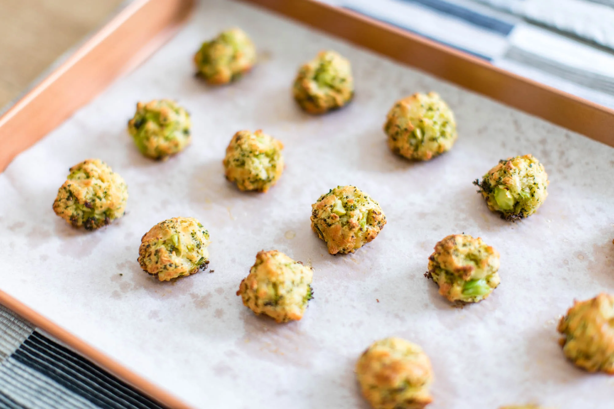 Bake into oven at 180 till light brown and serve fresh when cheese is melted!