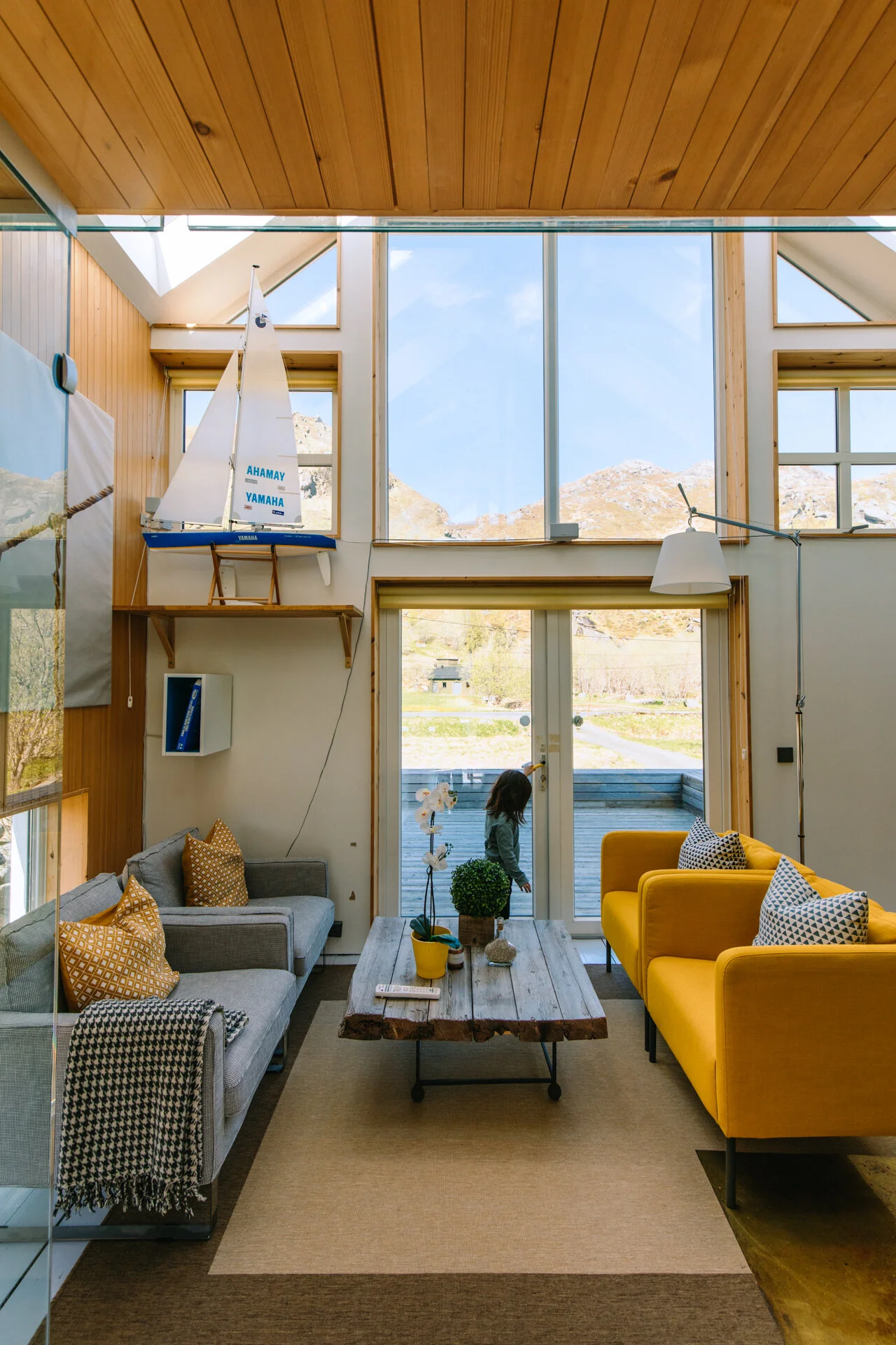 Relax and sit back. We’ll let Leia open the door and show you the lovely view.