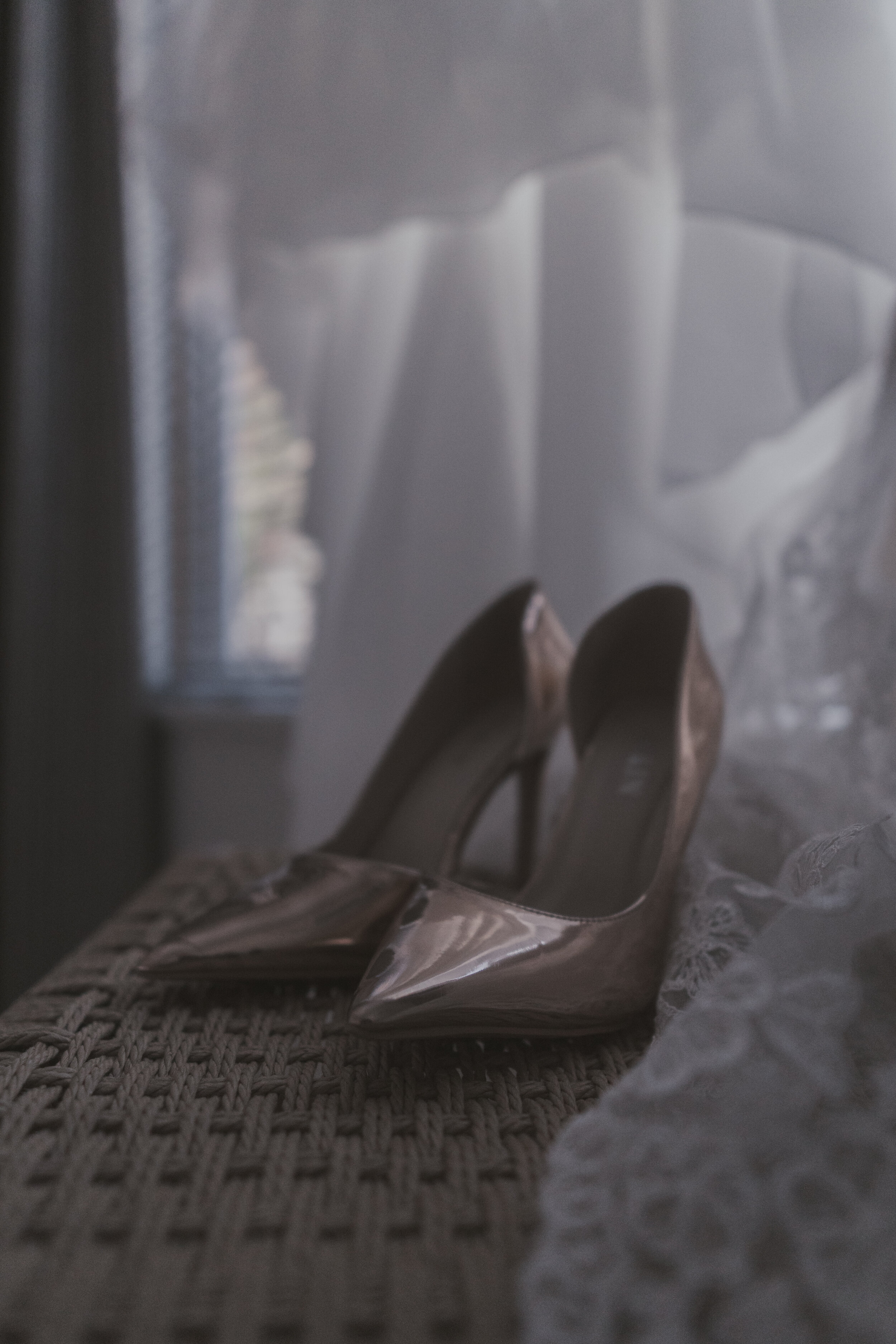 SR Photography_BridePrep-6.jpg