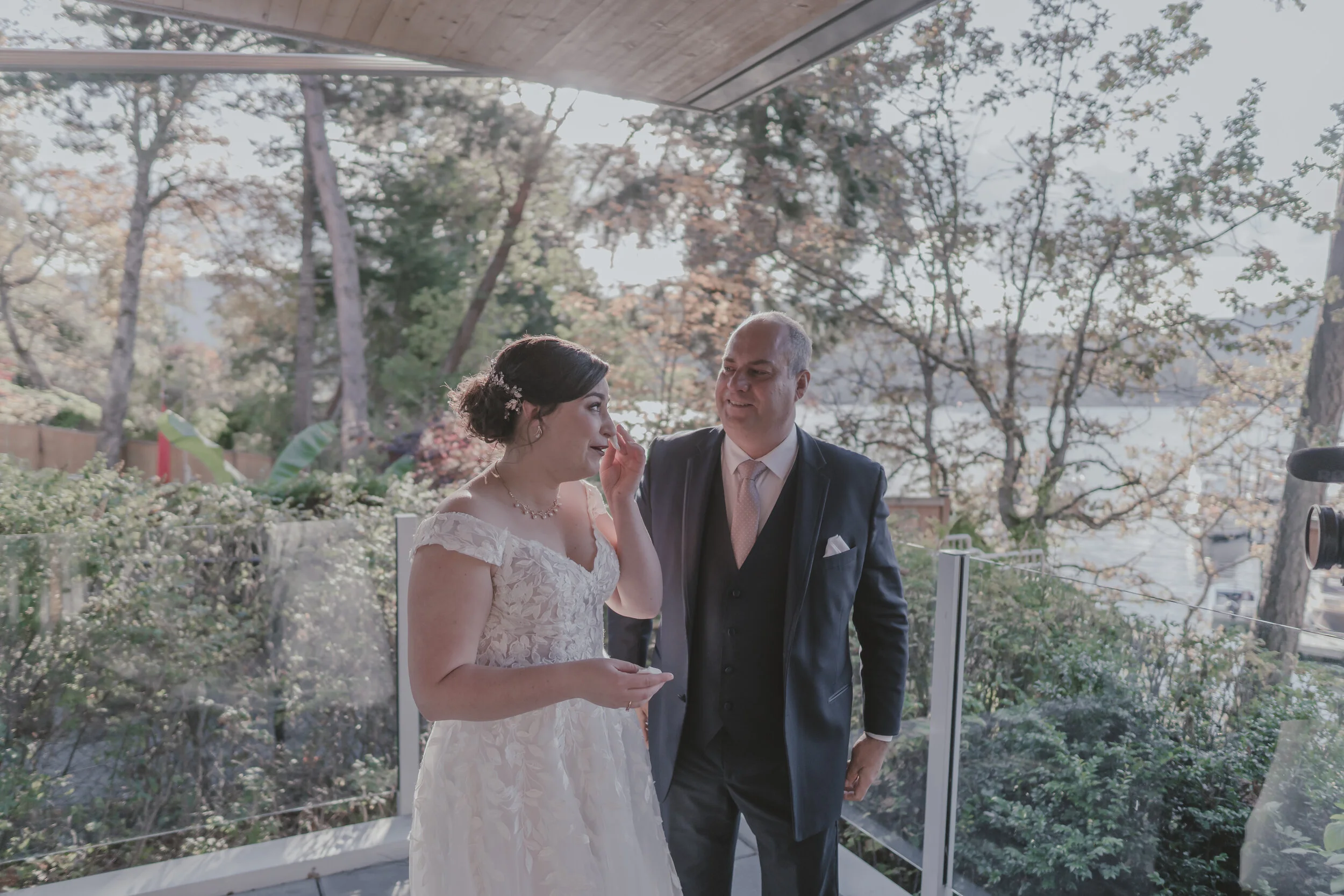 SR Photography_BridePrep-56.jpg