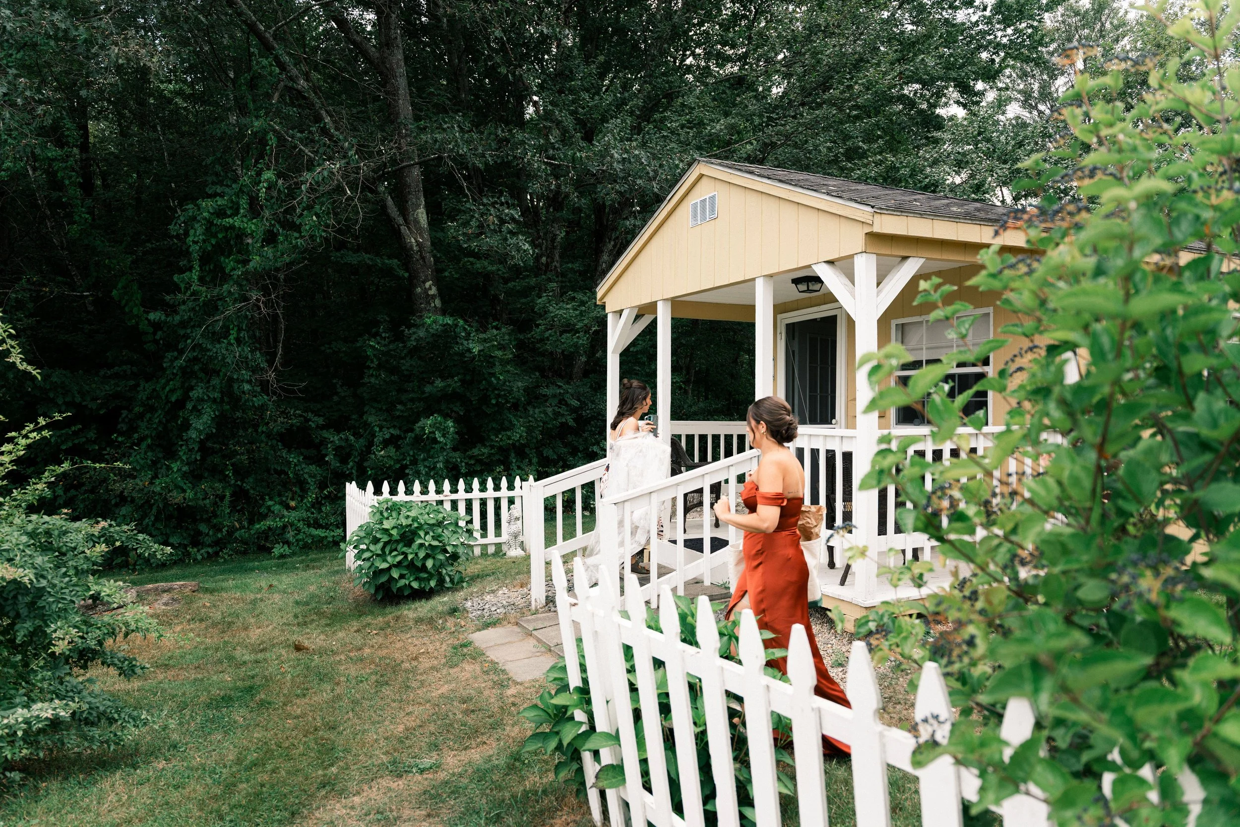 brides-cabin-monadnock-berries2.jpg