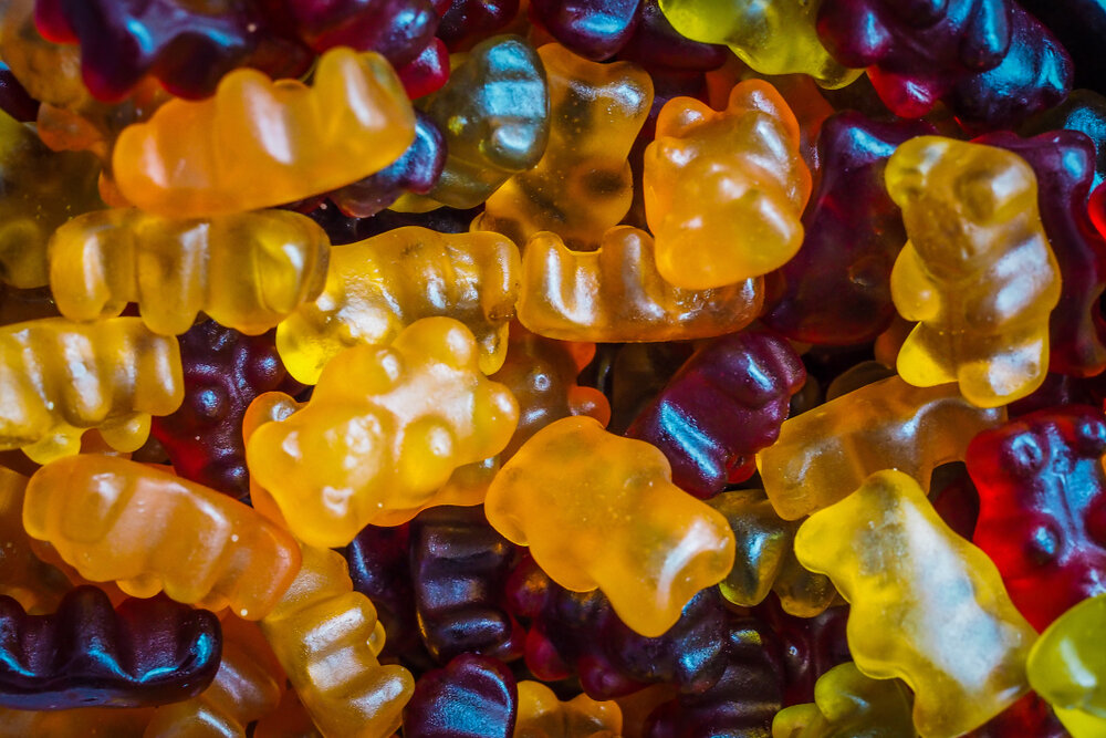 vegan gelatin gummy bears.jpg