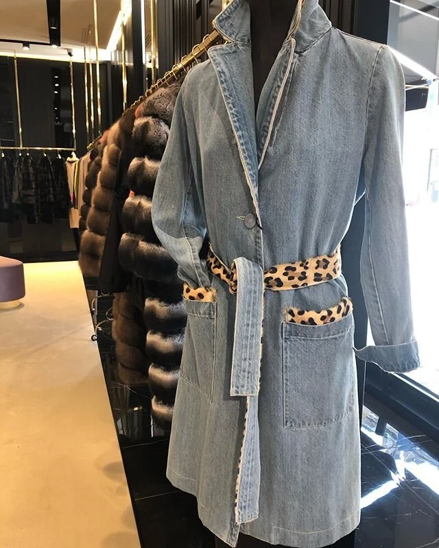 Pavia, Annabella... Spring is here 💙 #annabella #annabellapavia #jeans and#furs
