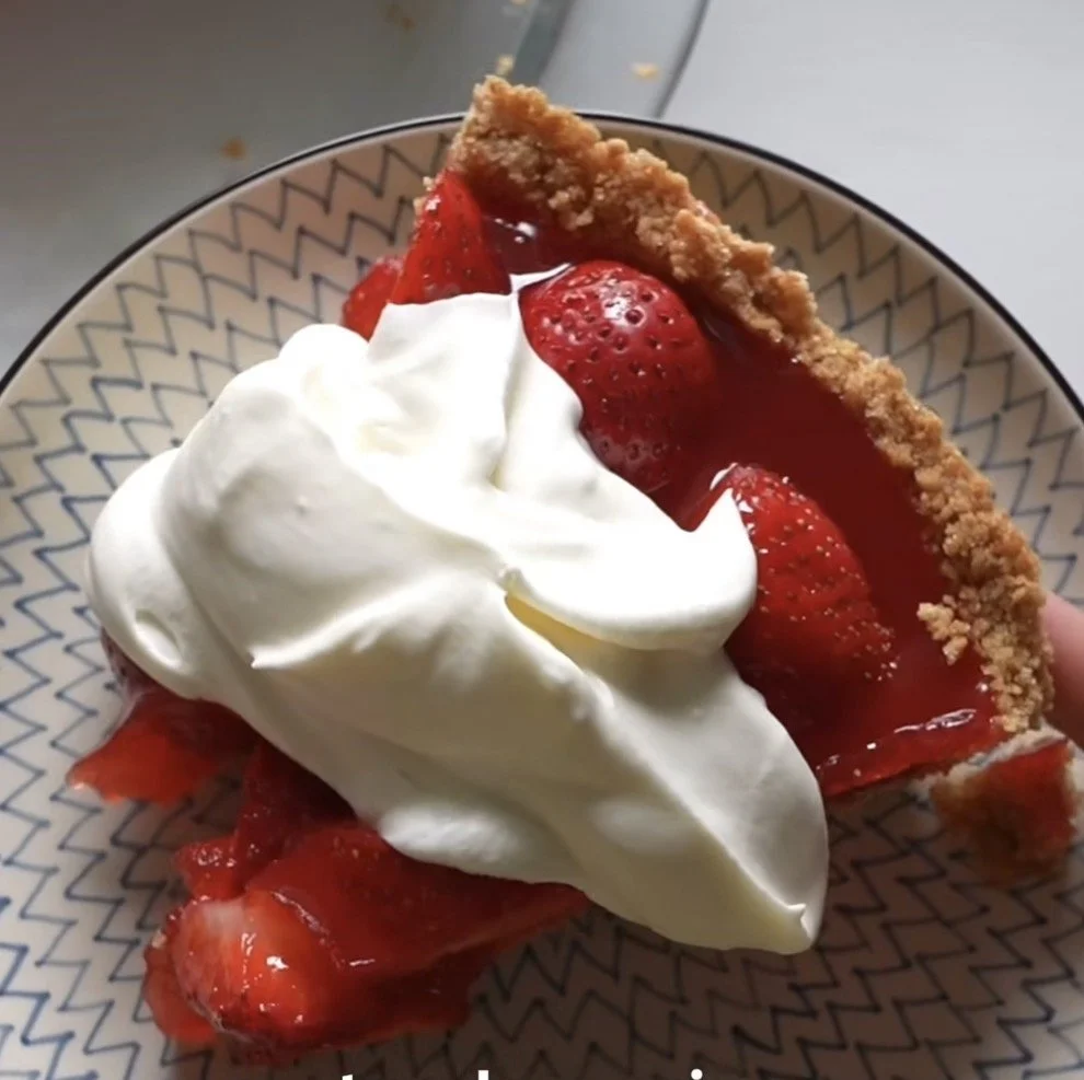 strawberry pie.jpg