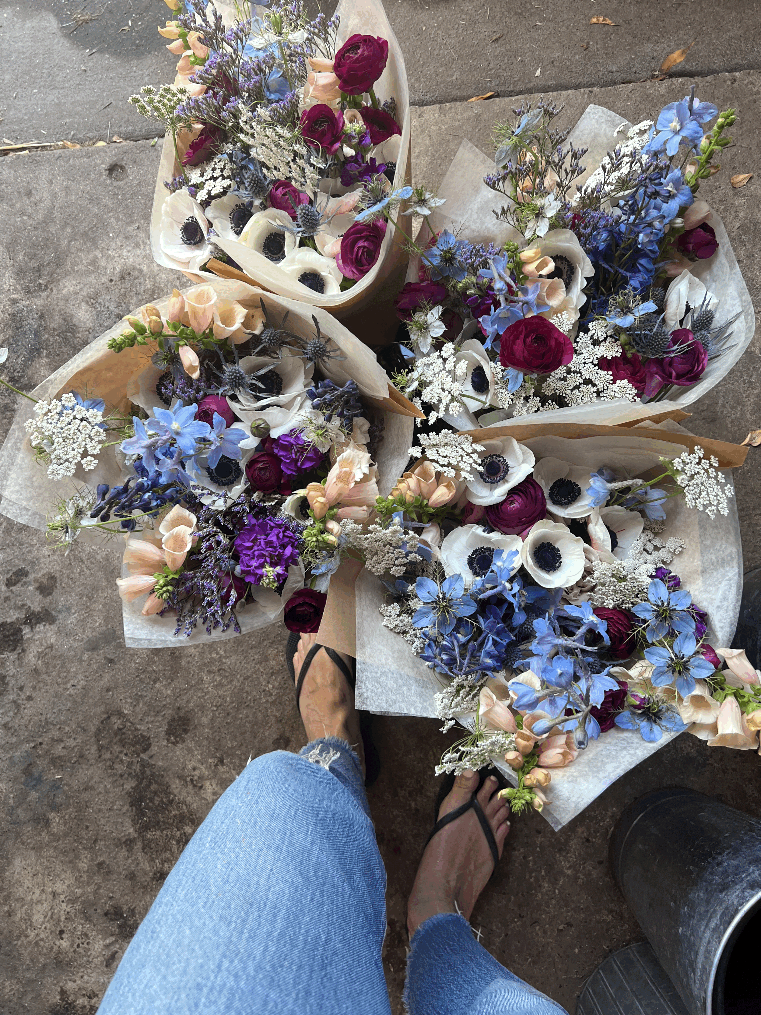 tempImage9hpOjw.gif bouquets flower subscription floral subscription