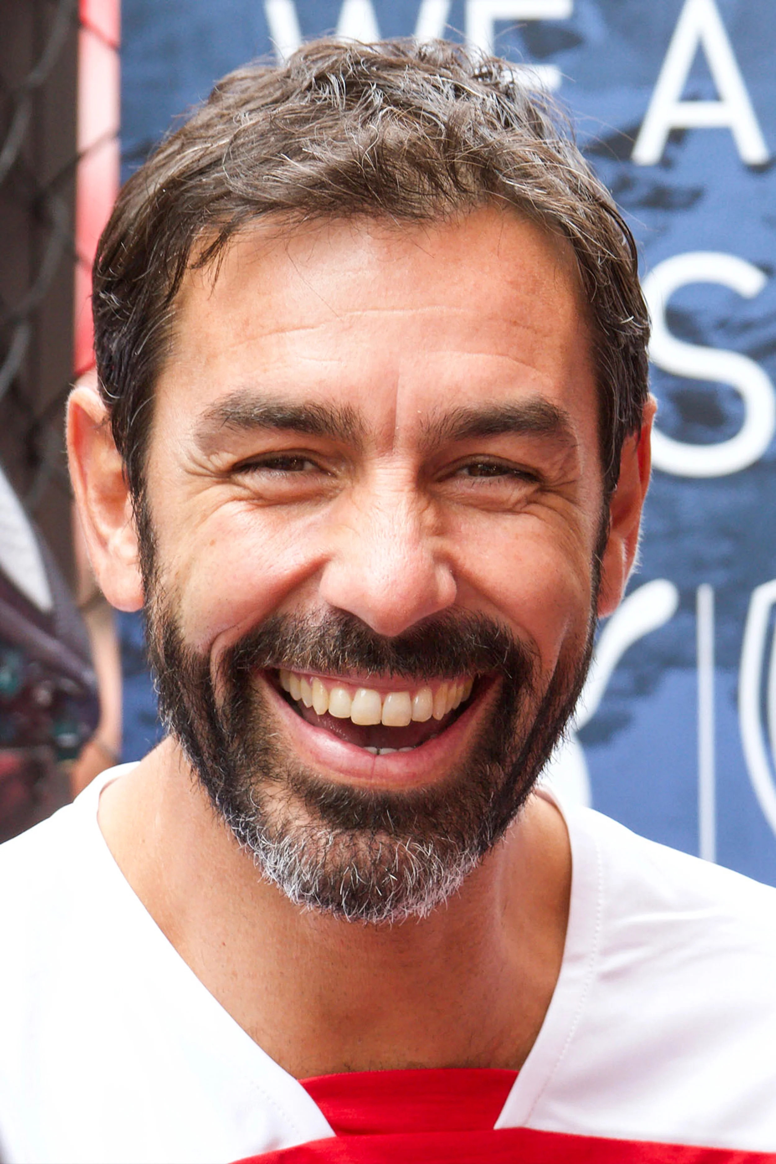 Robert Pires-2.jpg