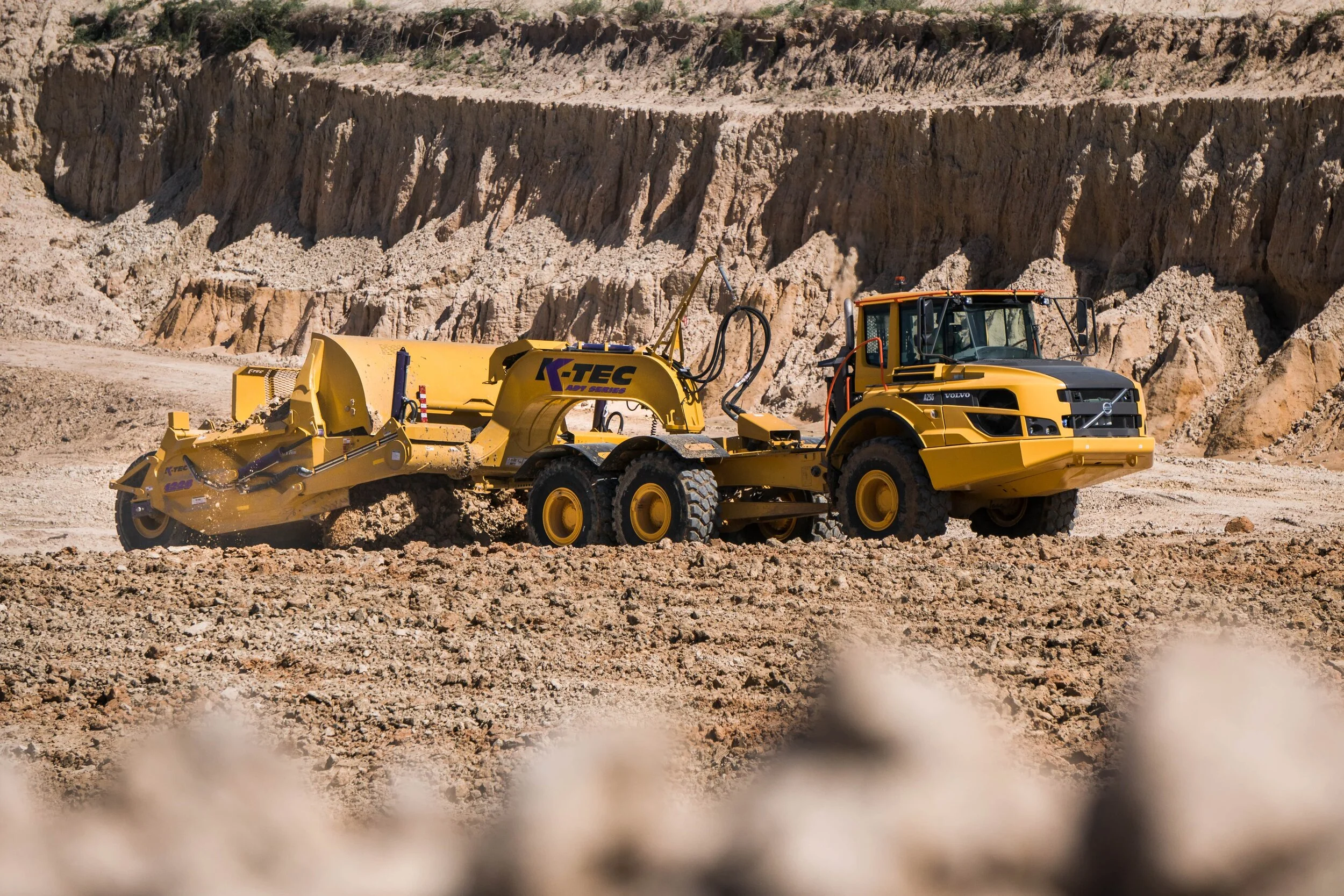 K-Tec 1228 ADT Scraper Sales & Hire — DOM Distribution