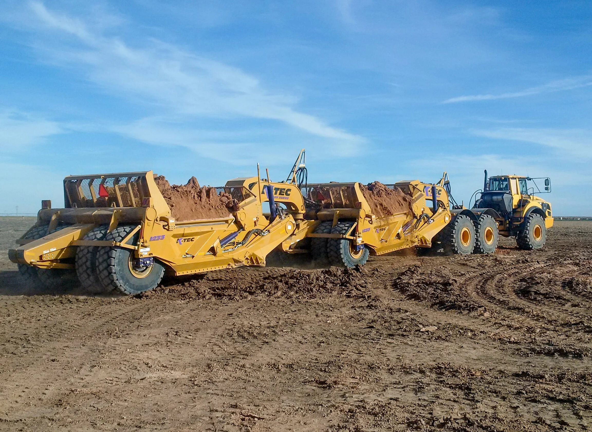 Scapper Train K-Tec 1237 ADT Train Scraper Sales & Hire — DOM Distribution