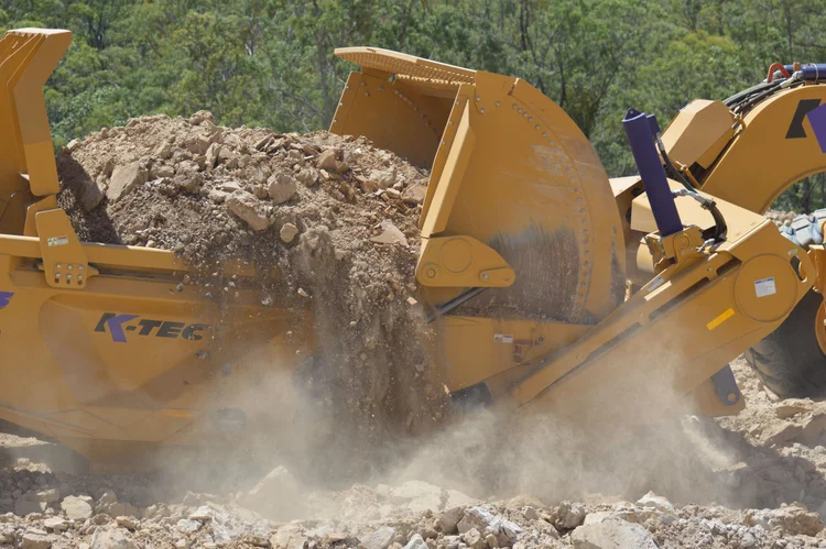 Here's Why Earthmovers are adding K-Tec Scrapers to their Fleets — DOM ...