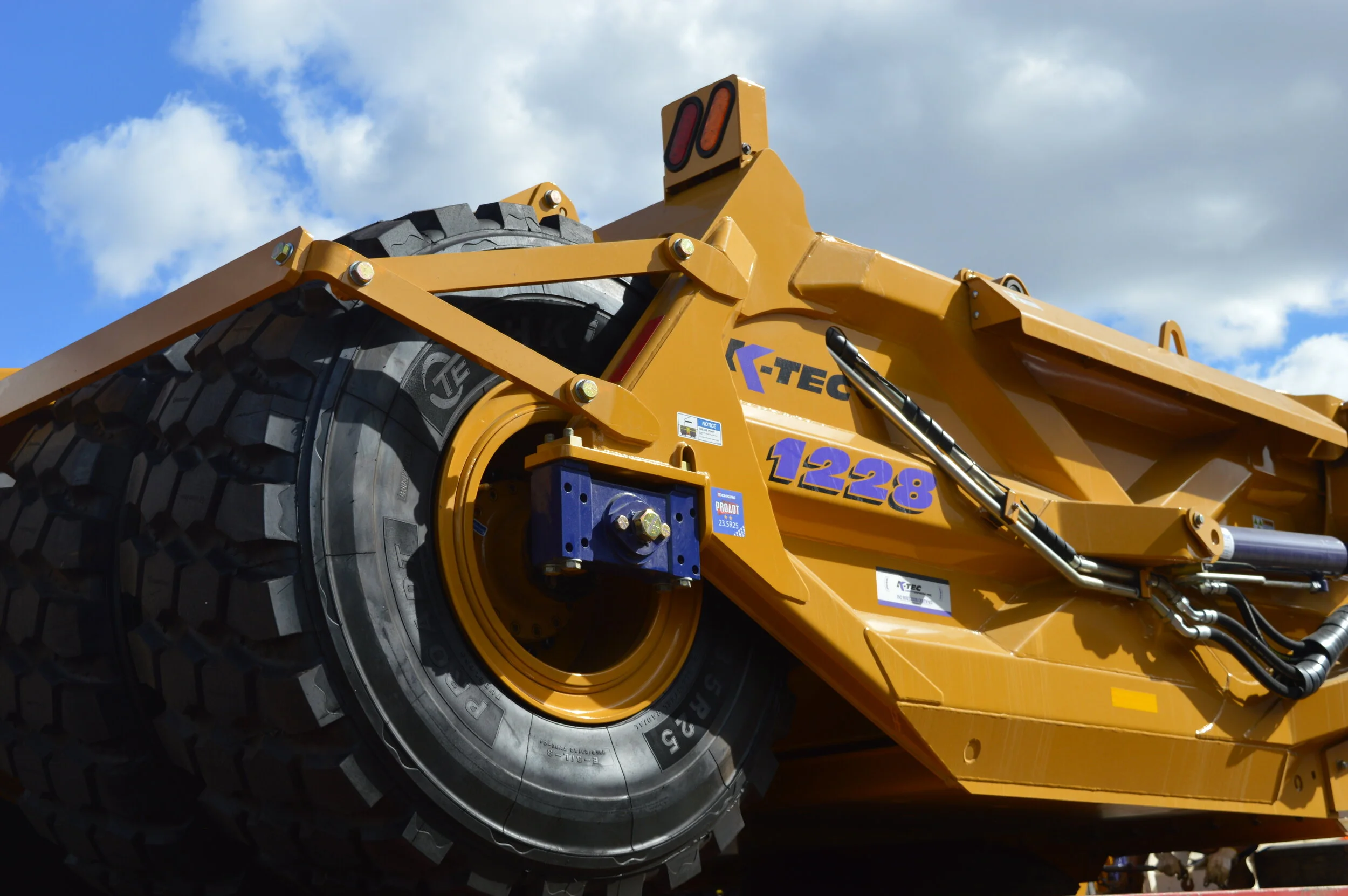 K-Tec 1228 ADT Scraper Sales & Hire — DOM Distribution