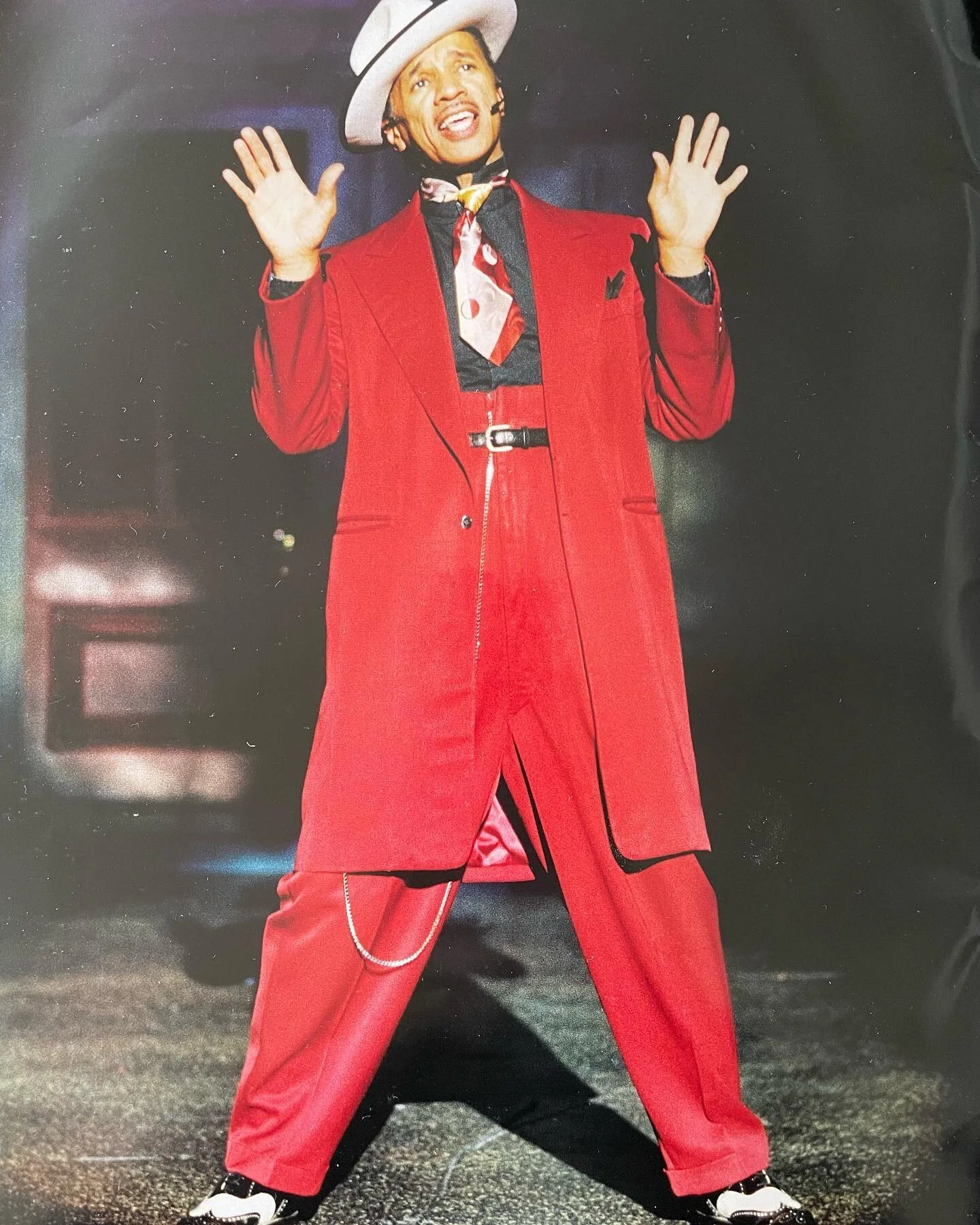 WOW! Looks what’s just become available in the 2C2C marketplace‼️Kid Creole’s very own original Red Zoot Suit ensemble! 🕺🏾
❣️As seen on stage and displayed at the recent NEW YORK NEW MUSIC 1980-1986 @museumofcityny 
❣️You can own the su