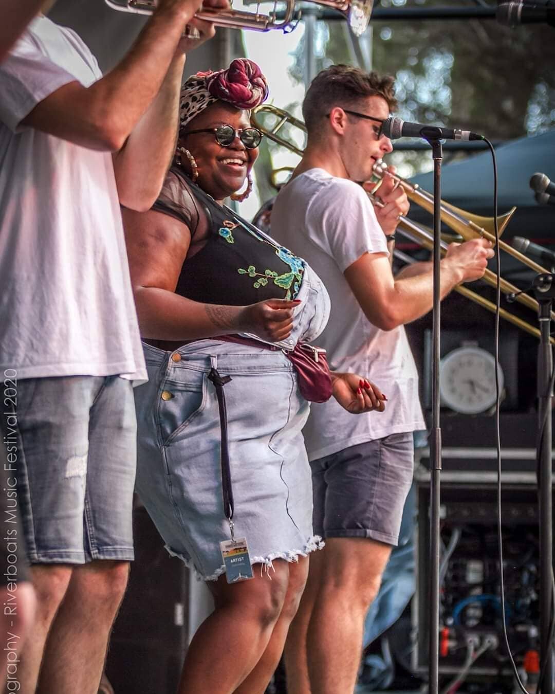 Throw back to pre-social distancing at Riverboats Music Festival ... so much fun! 
Photo by Lisa Kenny. 
@riverboatsmusic .
.
.

#hornsofleroy #summer #festival  #riverboats #music #live #fun #party #lisakenny #photography #thando #brassband #austral