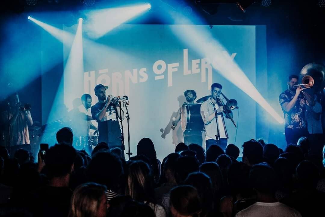 Great snap from our album launch in Feb! Seems like years since our last gig :/ The amazing @earthandlittle took some great photos which I'll share over next few weeks. .
.
.

#bignight #hornsofleroy
#howler #album #launch #party #brass #brunswick #l