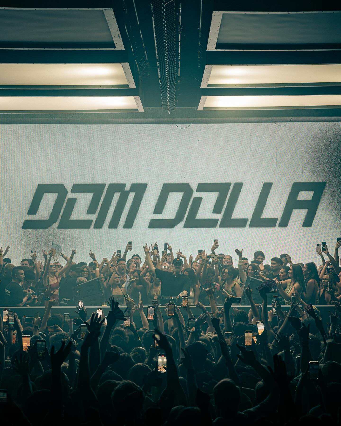 Better post late than never - recap of last years ibiza season, @domdolla , Wednesdays at @hiibizaofficial 

- credits -
 Production Design:
@highscream @romain_pissenem
 Creative Direction:
@twadddle   Content Creation &amp; Direction:
@phase3concep