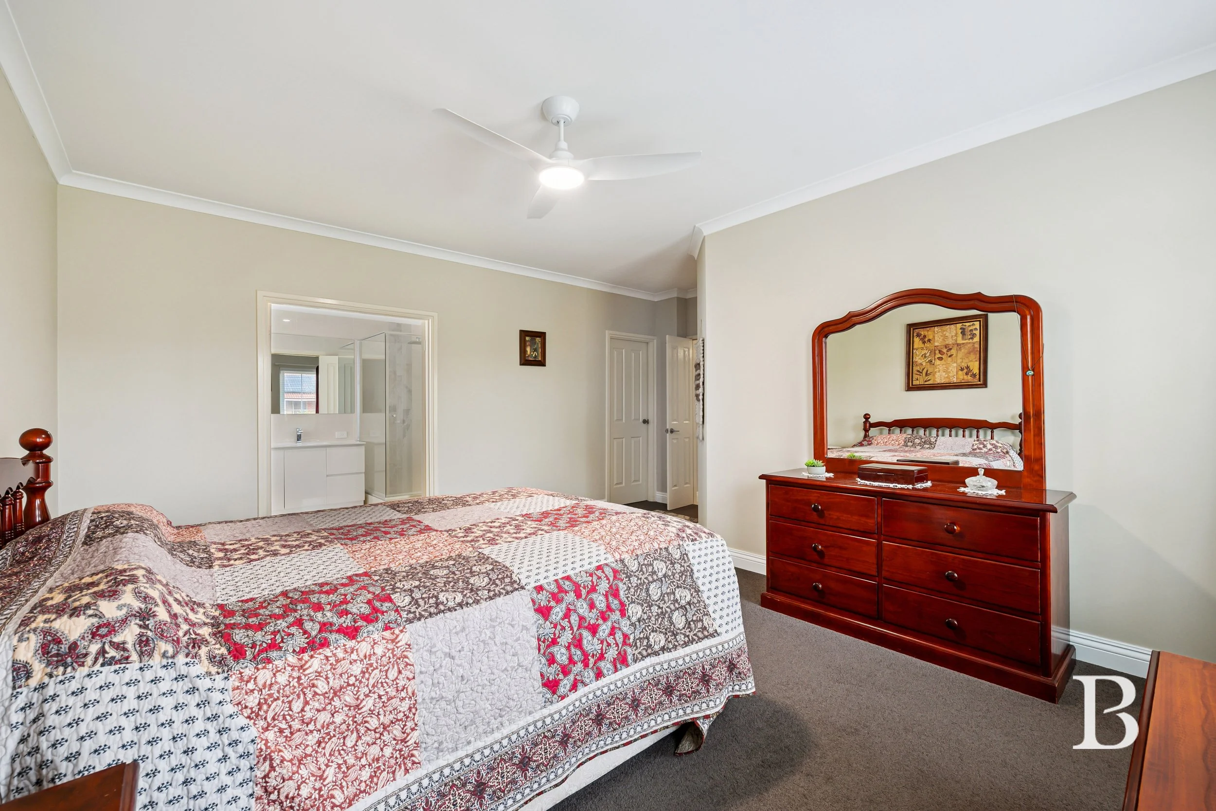 2 Jones Ave Southern River WATERMARK 09.jpg
