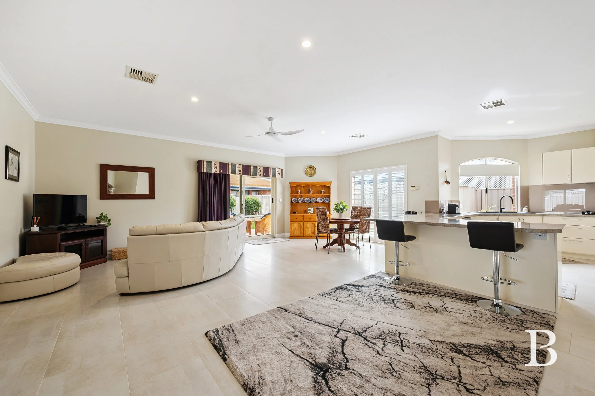 2 Jones Ave Southern River WATERMARK 22.jpg