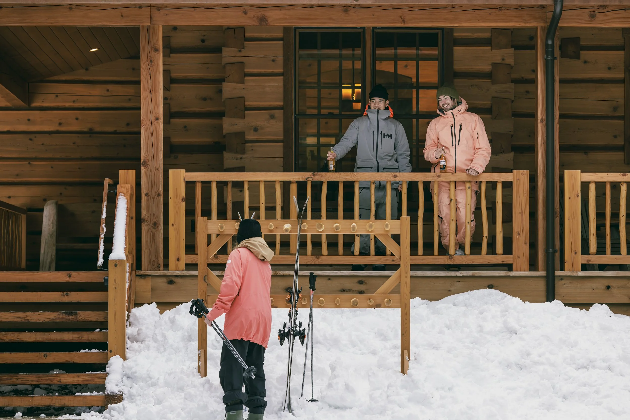 002-commercial-photographer-apres-lifestyle-photographer-British-Columbia-Canada.jpg