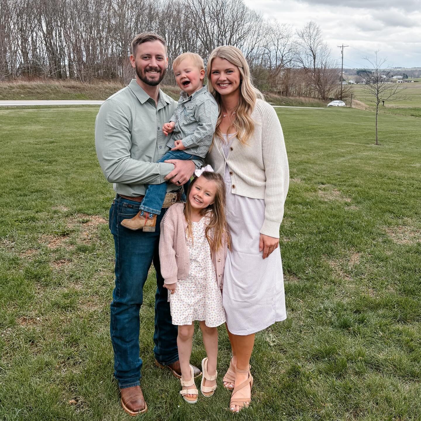 Happy Resurrection Day! 💜 

&ldquo;But he was pierced for our transgressions, he was crushed for our iniquities; the punishment that brought us peace was on him, and by his wounds we are healed.&rdquo; Isaiah 53:5

Thank you Jesus for grace we didn&